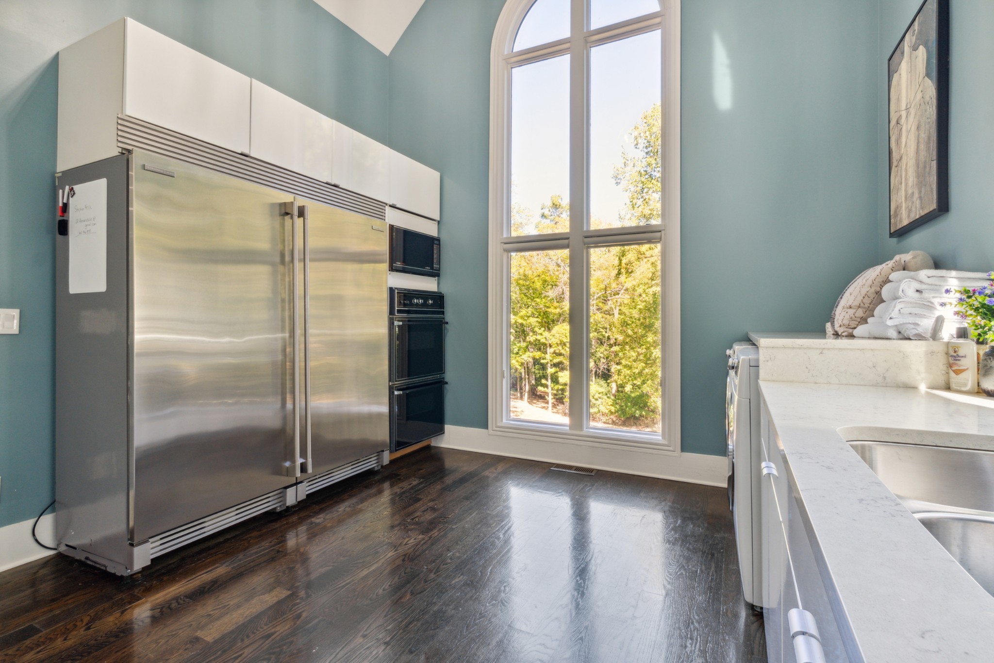 Nashville, Tennessee, 37215, United States, 5 Bedrooms Bedrooms, ,11 BathroomsBathrooms,Residential,For Sale,1885456