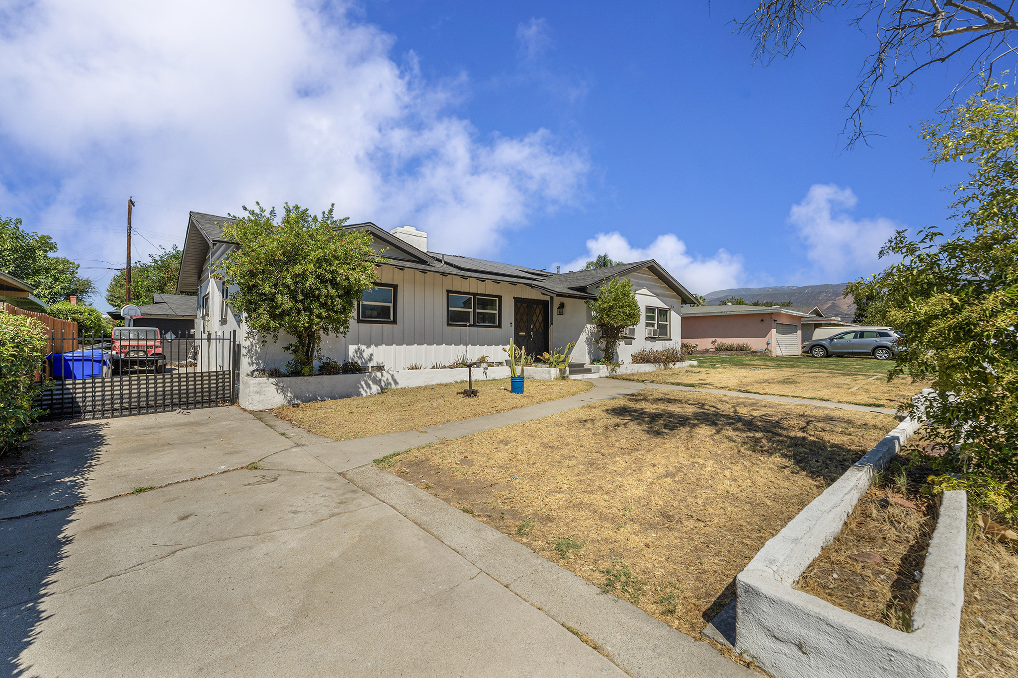 San Bernardino, California, 92404, United States, 4 Bedrooms Bedrooms, ,2 BathroomsBathrooms,Residential,For Sale,1934964