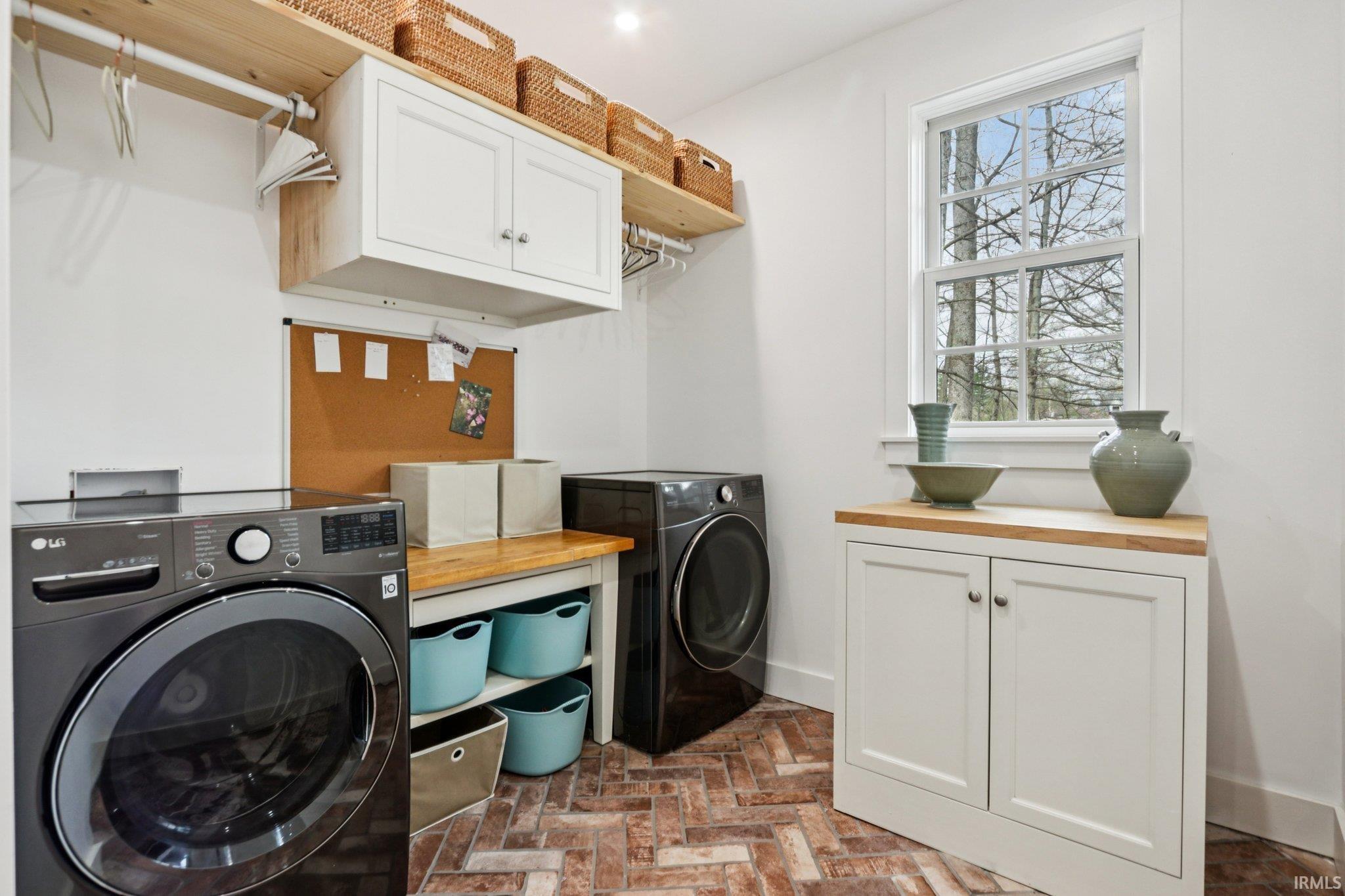 Bloomington, Indiana, 47401, United States, 4 Bedrooms Bedrooms, ,5 BathroomsBathrooms,Residential,For Sale,2032198