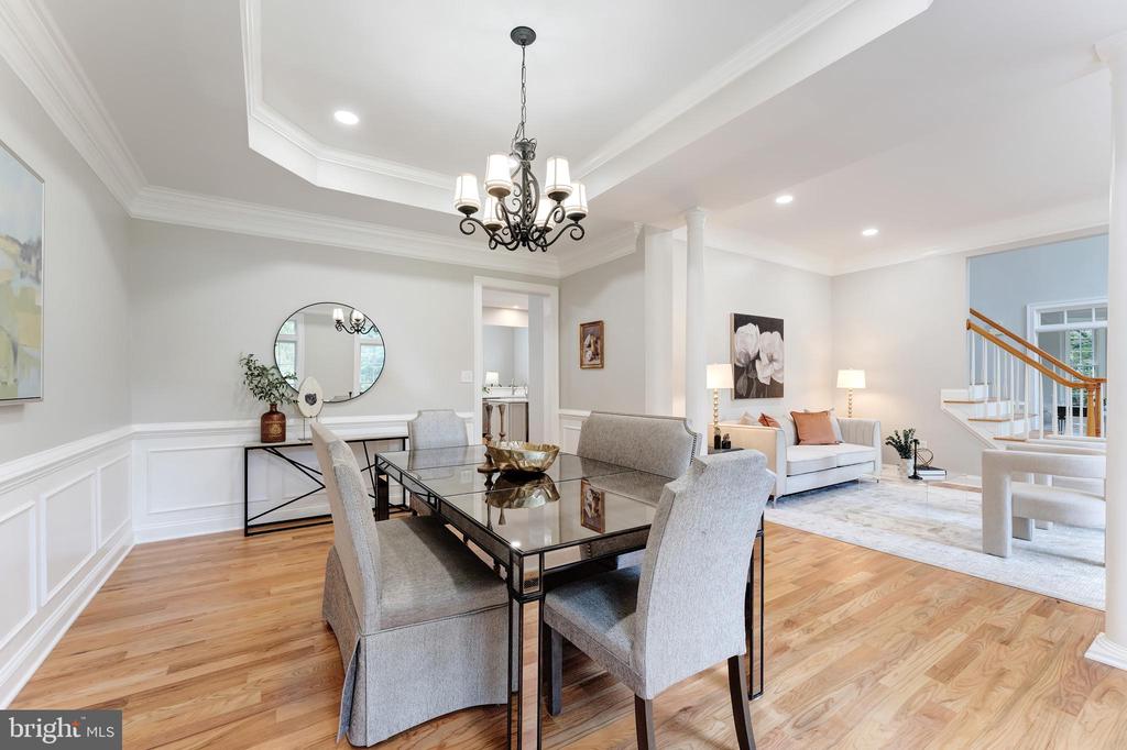 Fairfax, Virginia, 22033, United States, 6 Bedrooms Bedrooms, ,6 BathroomsBathrooms,Residential,For Sale,1973786