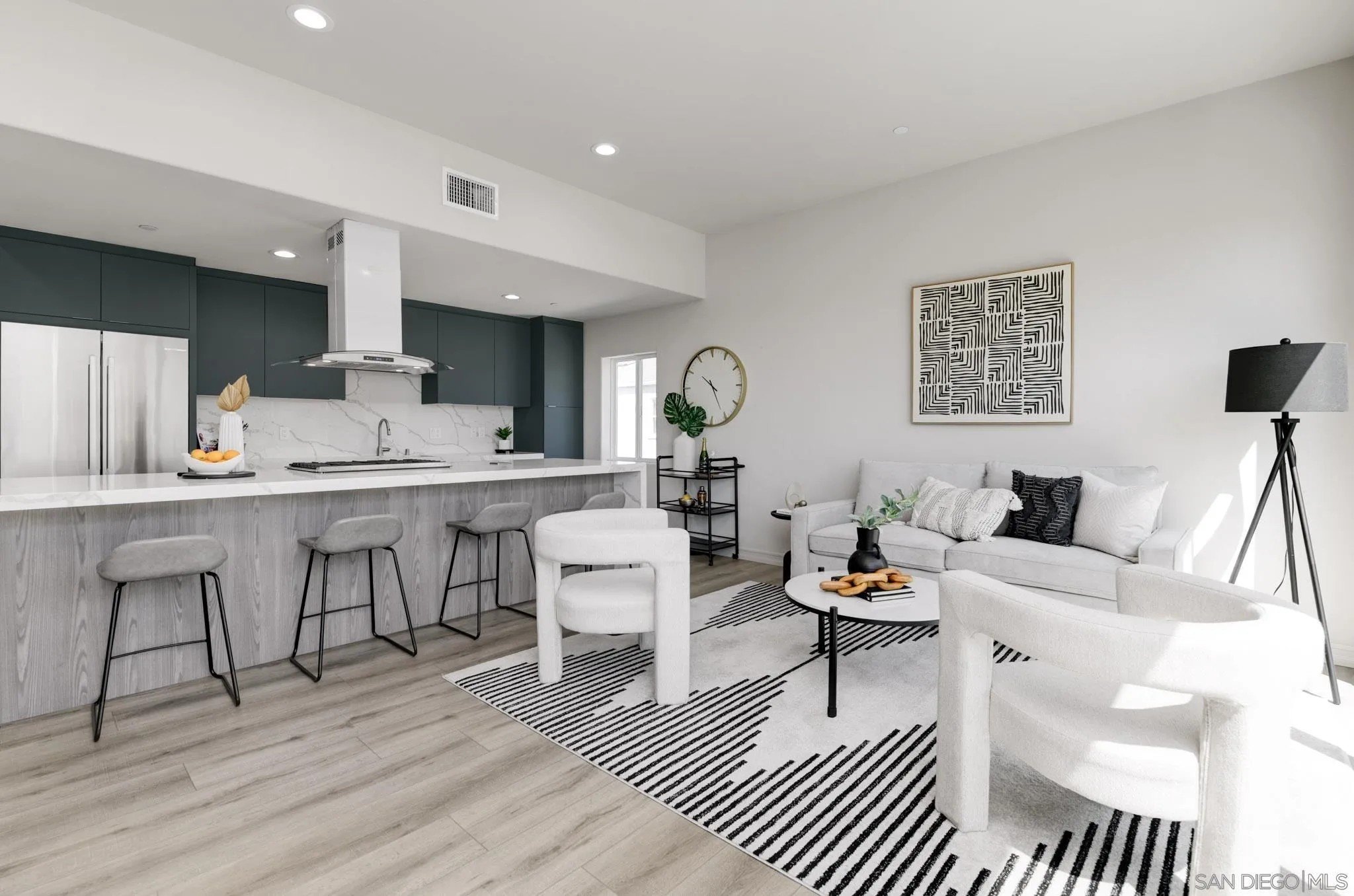 San Diego, California, 92104, United States, 3 Bedrooms Bedrooms, ,3 BathroomsBathrooms,Residential,For Sale,1942176