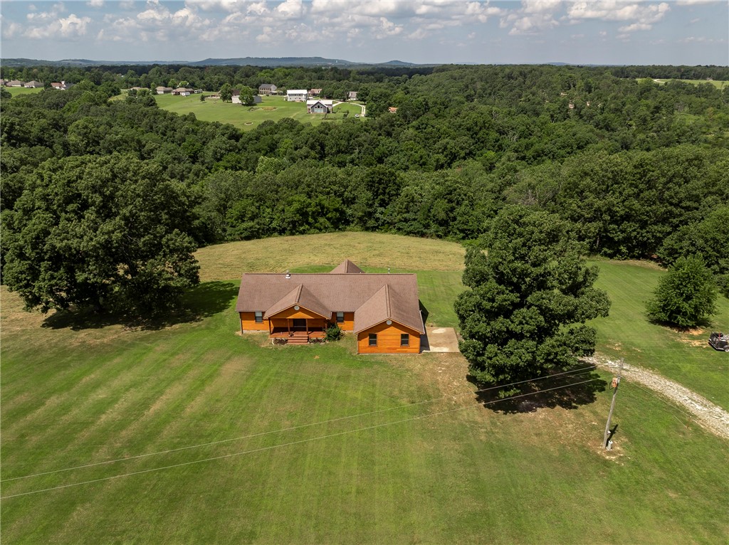 Huntsville, Arkansas, 72740, United States, 3 Bedrooms Bedrooms, ,4 BathroomsBathrooms,Residential,For Sale,1907713