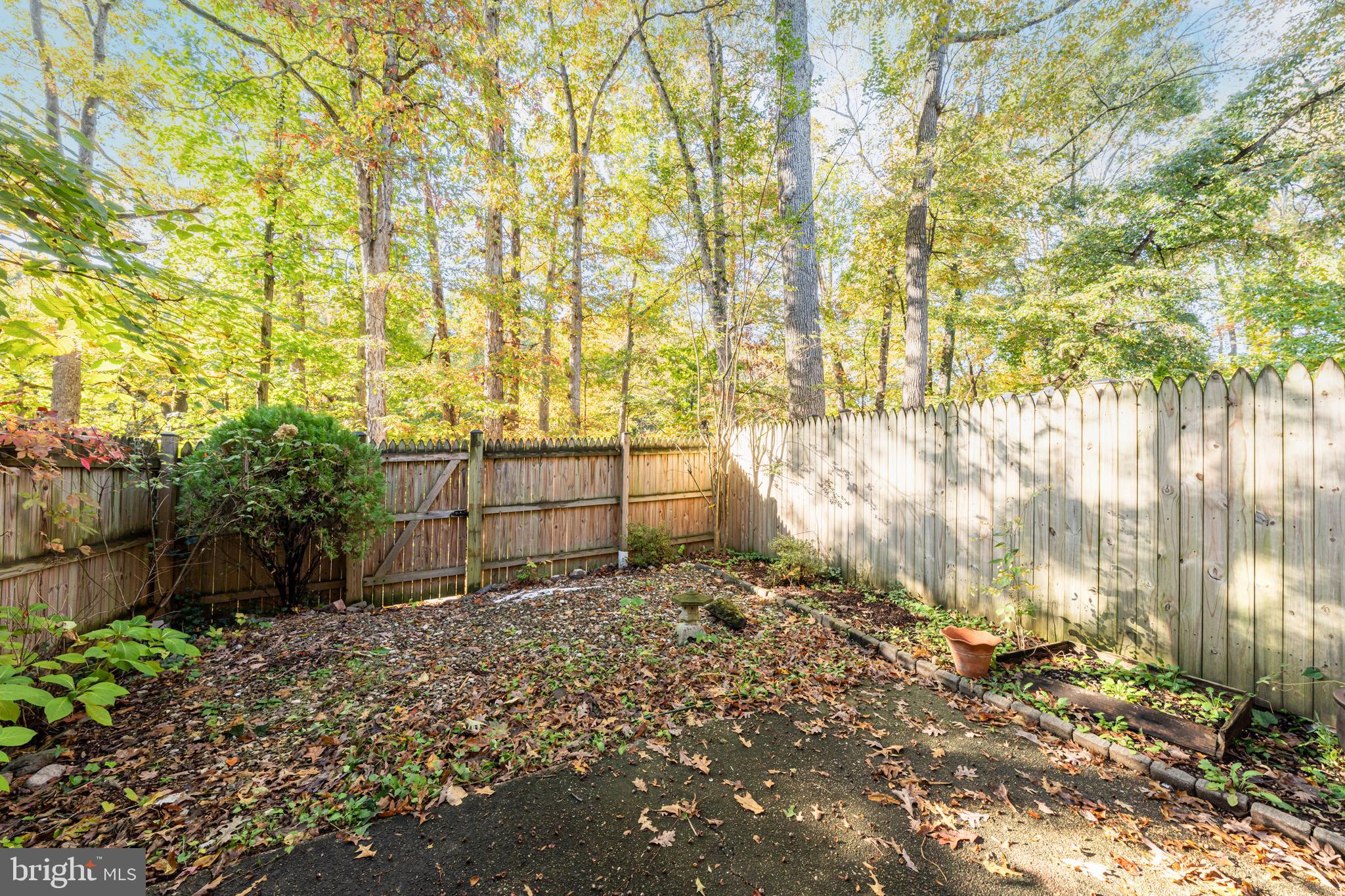 Springfield, Virginia, 22152, United States, 3 Bedrooms Bedrooms, ,3 BathroomsBathrooms,Residential,For Sale,1982365