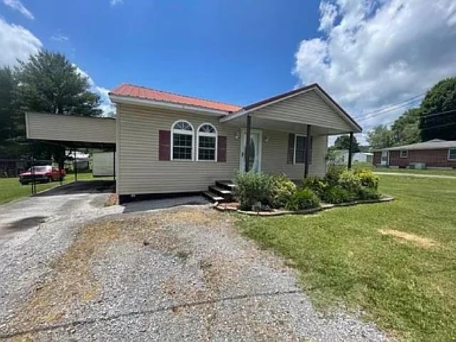Woodland St, Burkesville, KY 42717 #1
