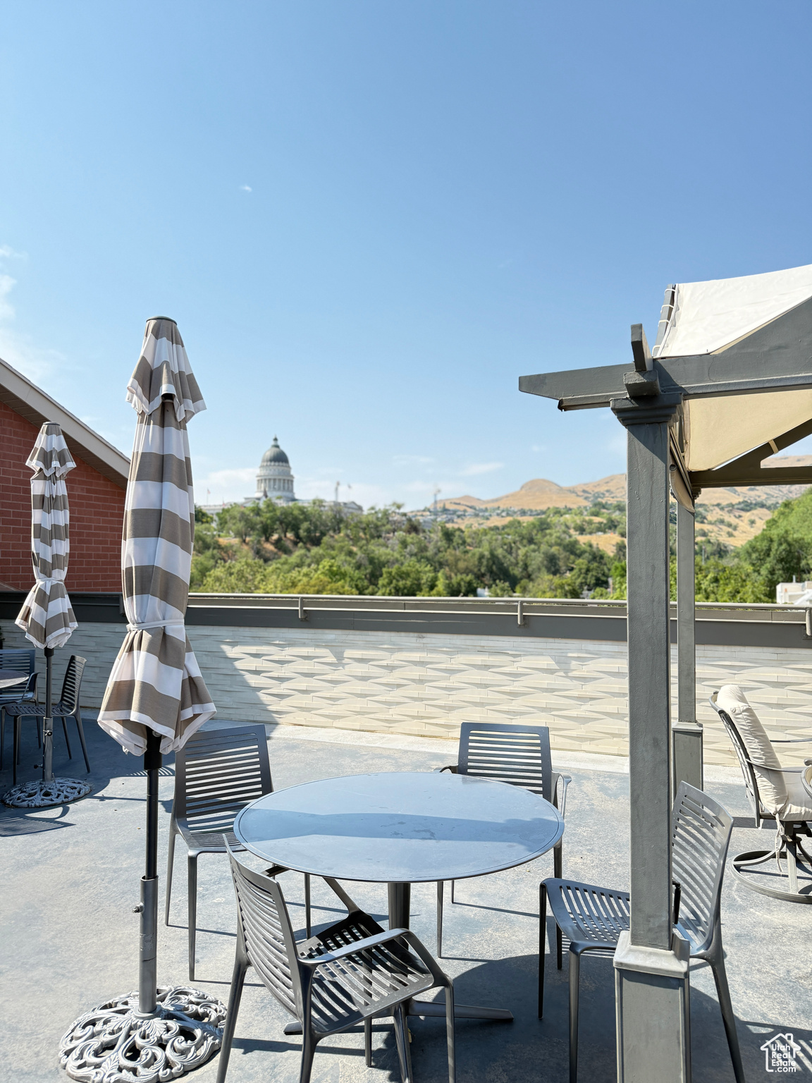 Salt Lake City, Utah, 84103, United States, 3 Bedrooms Bedrooms, ,2 BathroomsBathrooms,Residential,For Sale,1903308