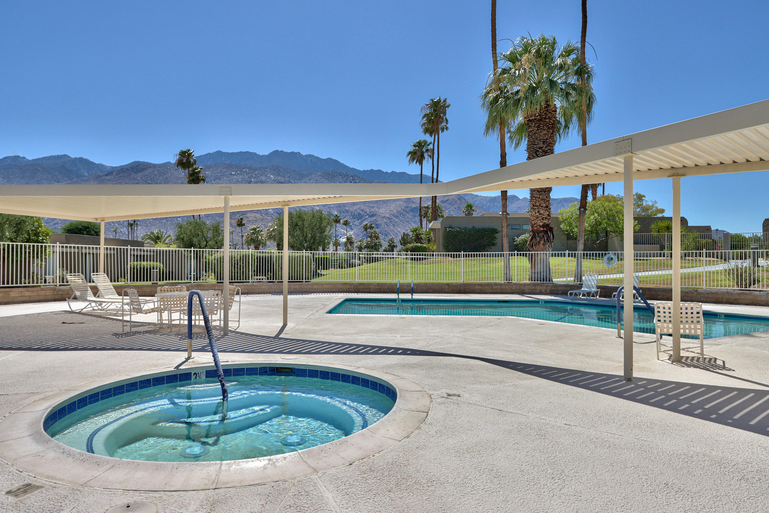 Palm Springs, California, 92262, United States, 2 Bedrooms Bedrooms, ,2 BathroomsBathrooms,Residential,For Sale,1890767