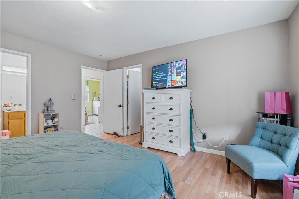 Paso Robles, California, 93446, United States, 5 Bedrooms Bedrooms, ,2 BathroomsBathrooms,Residential,For Sale,2034099