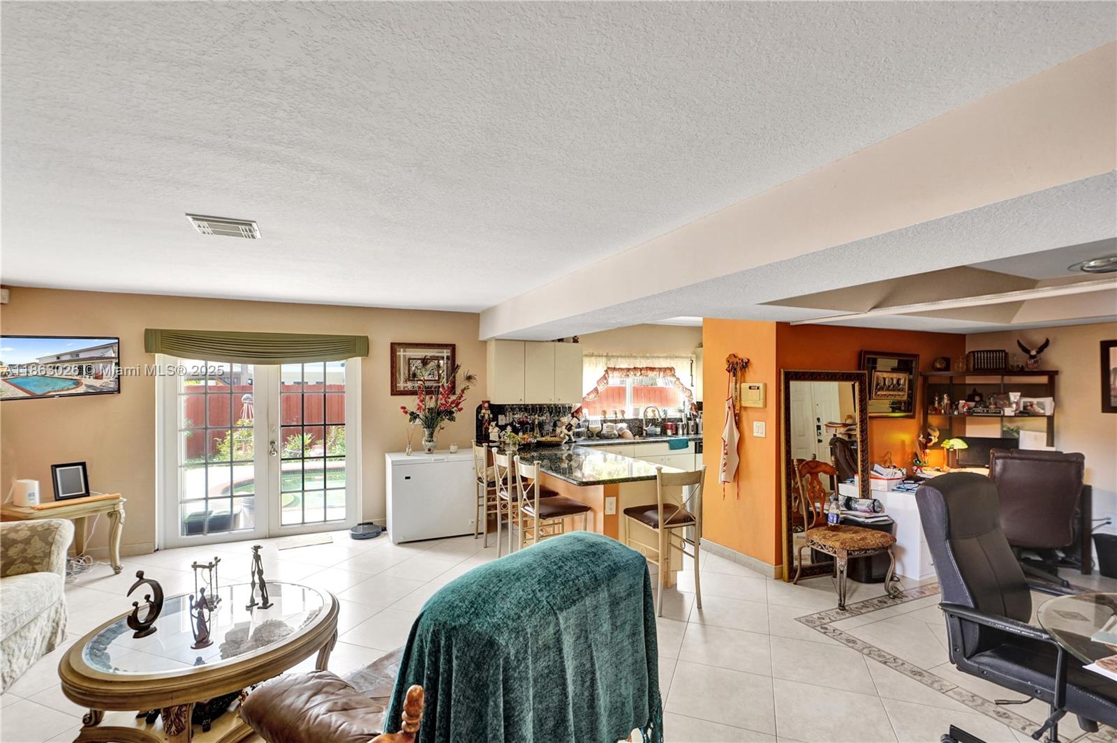 Miami, Florida, 33187, United States, 4 Bedrooms Bedrooms, ,3 BathroomsBathrooms,Residential,For Sale,1926349