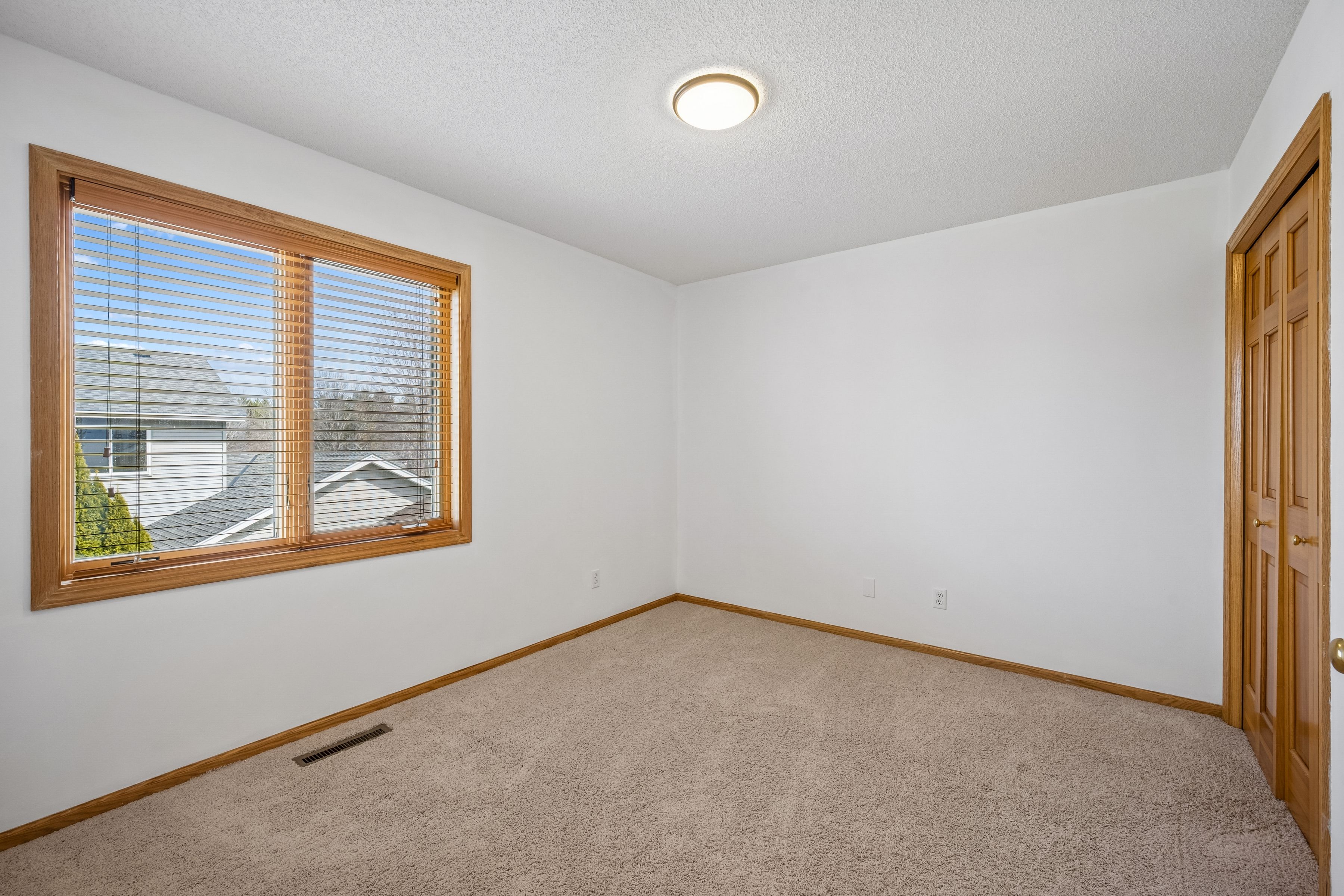  Beautifully Updated River’s Bend Retreat - 物件實景