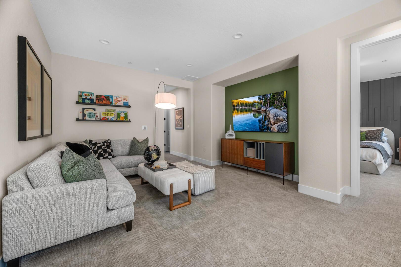 Tulare, California, 93274, United States, 3 Bedrooms Bedrooms, ,3 BathroomsBathrooms,Residential,For Sale,1860866