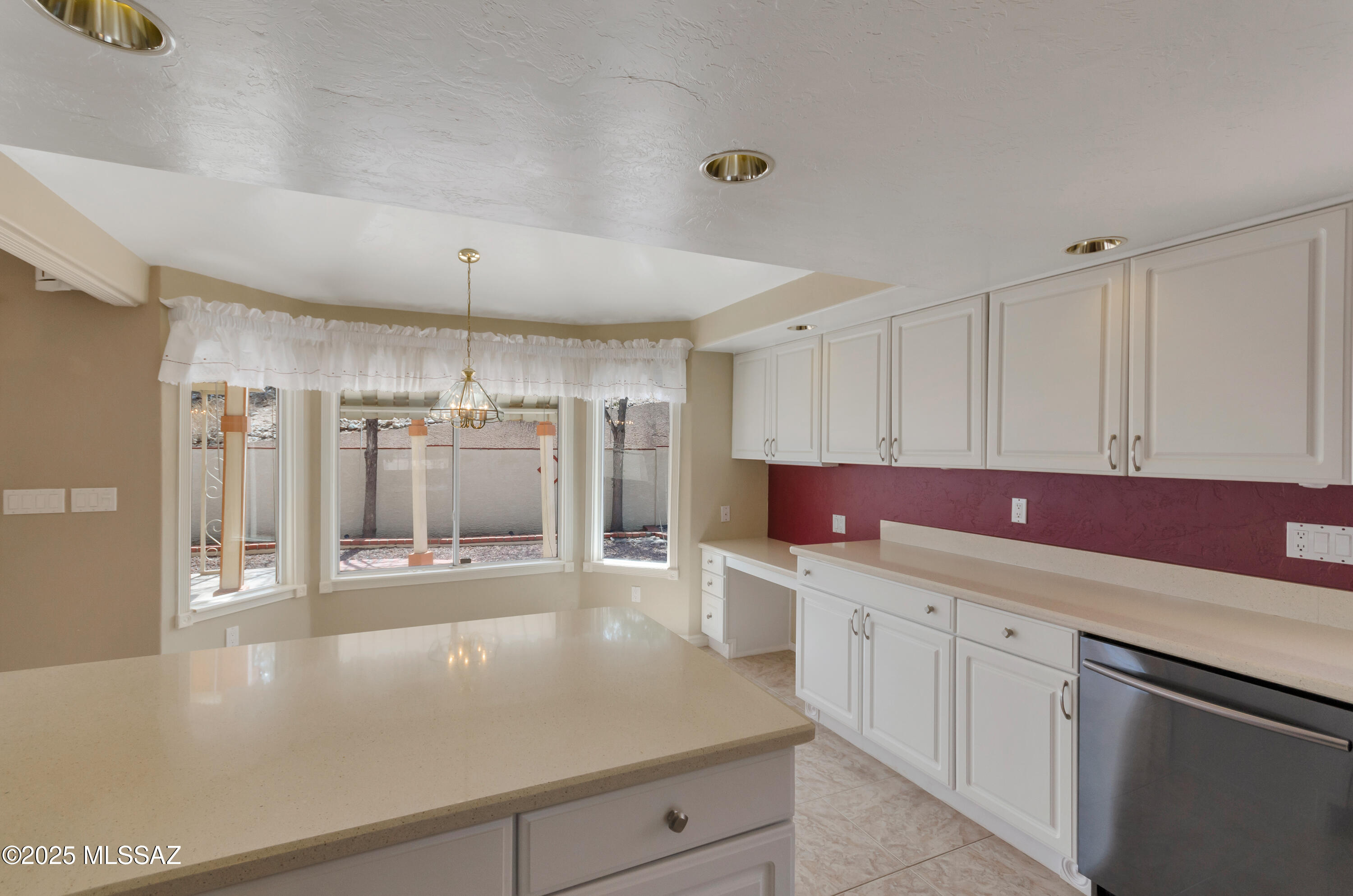 Oro Valley, Arizona, 85737, United States, 4 Bedrooms Bedrooms, ,3 BathroomsBathrooms,Residential,For Sale,1859925