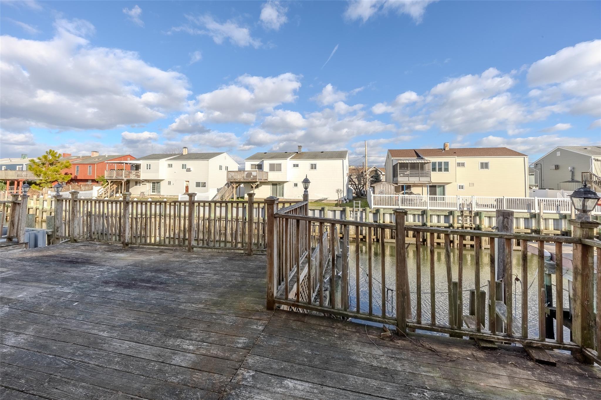 Freeport, New York, 11520, United States, 4 Bedrooms Bedrooms, ,2 BathroomsBathrooms,Residential,For Sale,1893600
