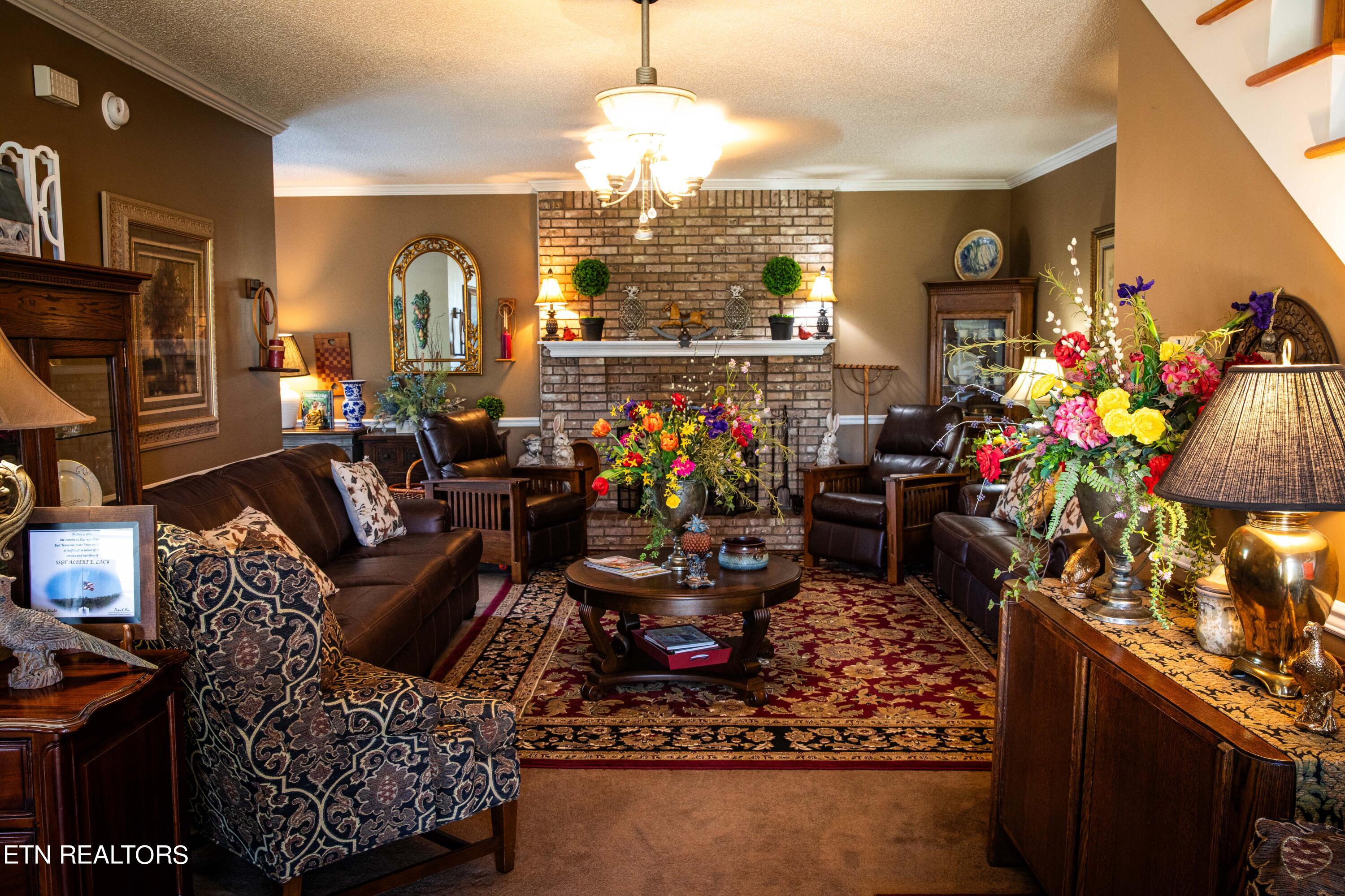 New Tazewell, Tennessee, 37825, United States, 5 Bedrooms Bedrooms, ,4 BathroomsBathrooms,Residential,For Sale,1795344