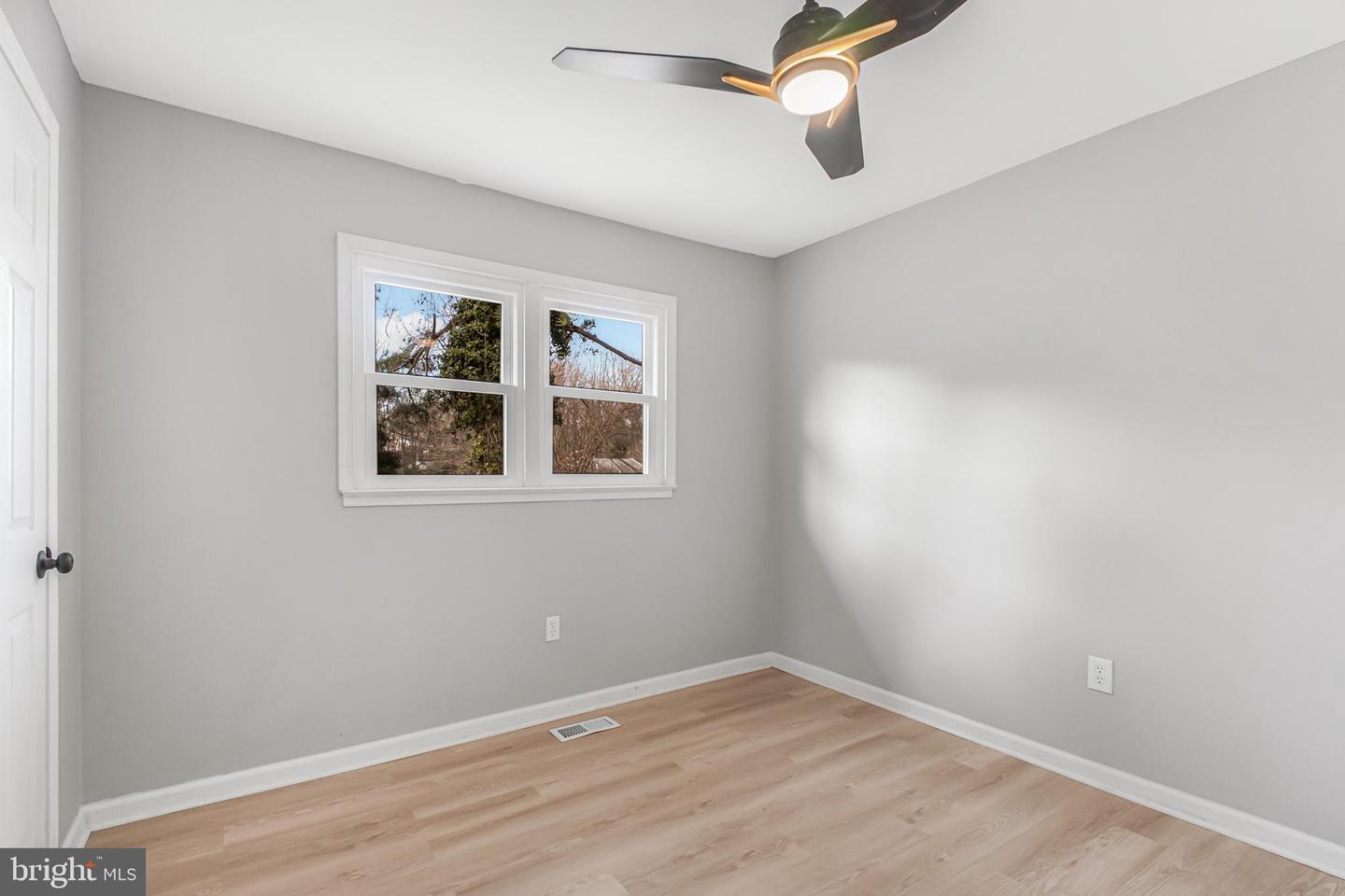 Woodbridge, Virginia, 22193, United States, 3 Bedrooms Bedrooms, ,2 BathroomsBathrooms,Residential,For Sale,2003349