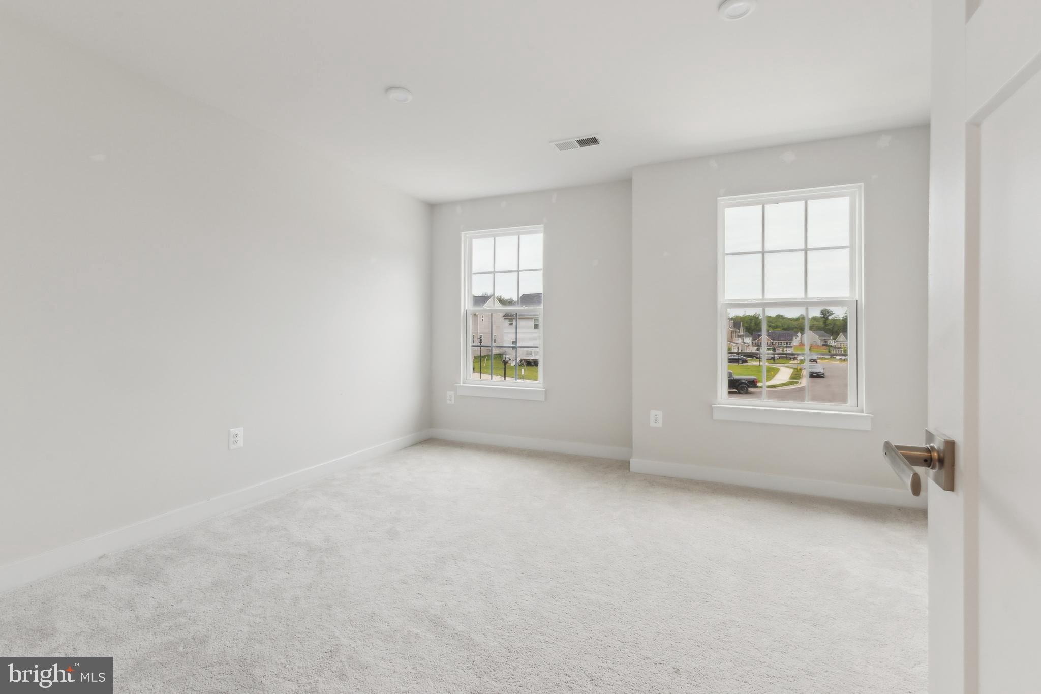 Stafford, Virginia, 22554, United States, 5 Bedrooms Bedrooms, ,5 BathroomsBathrooms,Residential,For Sale,1920840