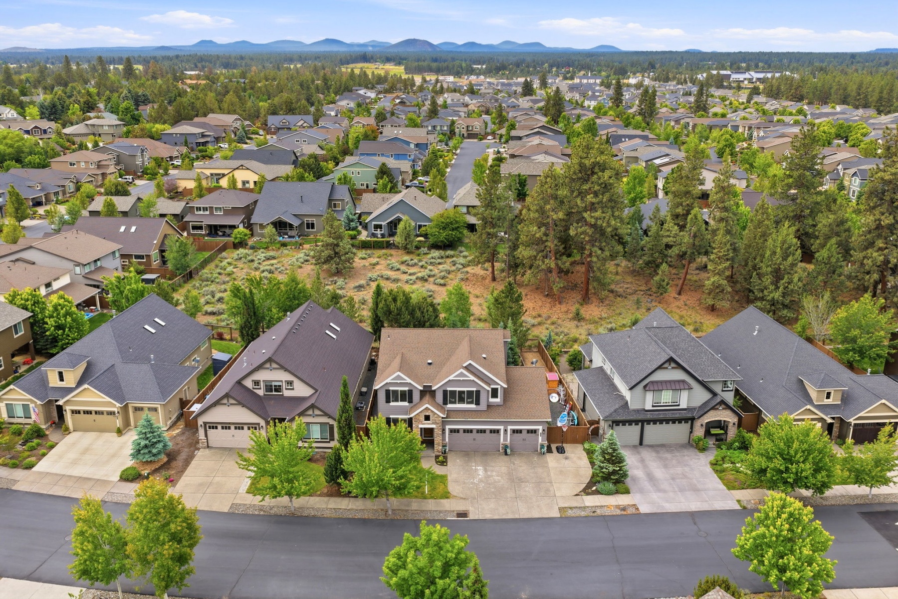  20861 Tamar Lane Bend, OR 97702 - 物件實景