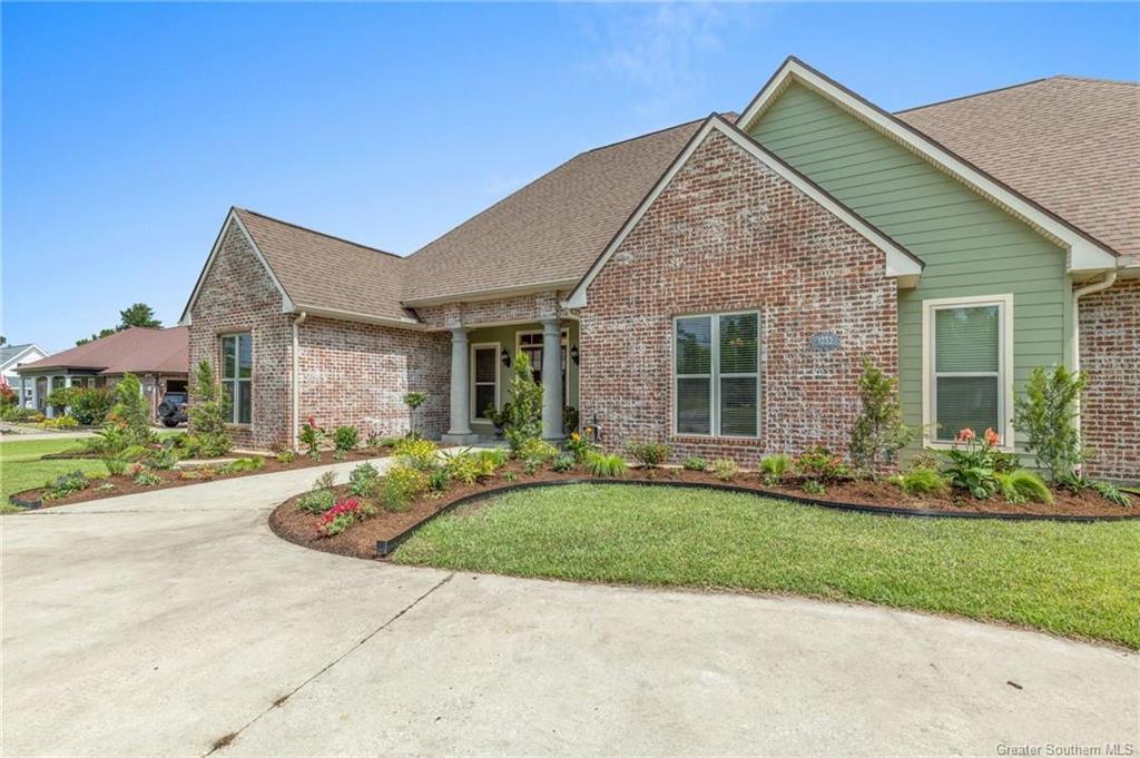 Lake Charles, Louisiana, 70611, United States, 4 Bedrooms Bedrooms, ,5 BathroomsBathrooms,Residential,For Sale,1891356