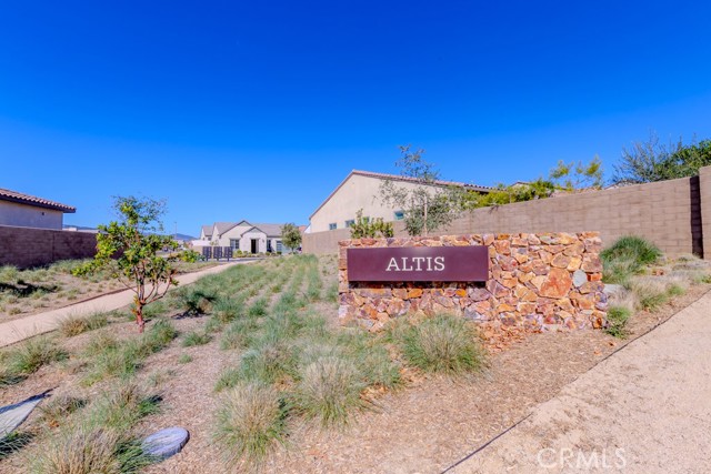 Corona, California, 92883, United States, 3 Bedrooms Bedrooms, ,3 BathroomsBathrooms,Residential,For Sale,1920485