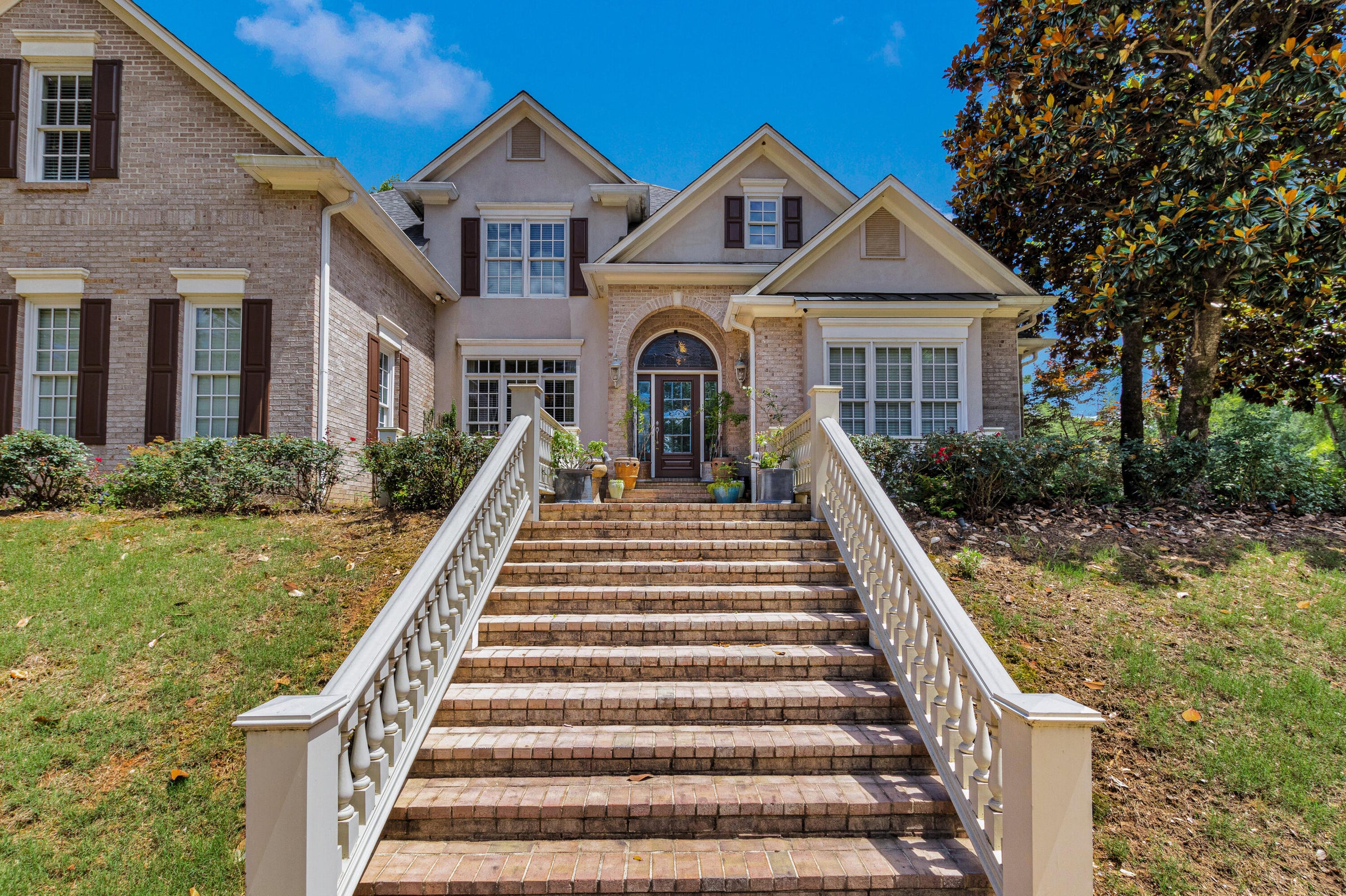 Fulton, Mississippi, 38843, United States, 4 Bedrooms Bedrooms, ,4 BathroomsBathrooms,Residential,For Sale,1976372