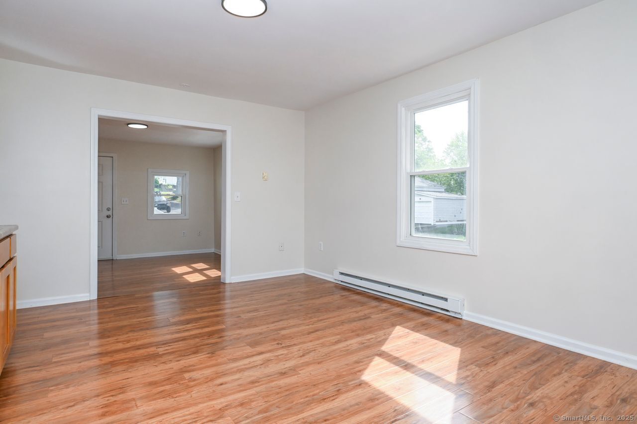 Wallingford, Connecticut, 06492, United States, 6 Bedrooms Bedrooms, ,4 BathroomsBathrooms,Residential,For Sale,1989730