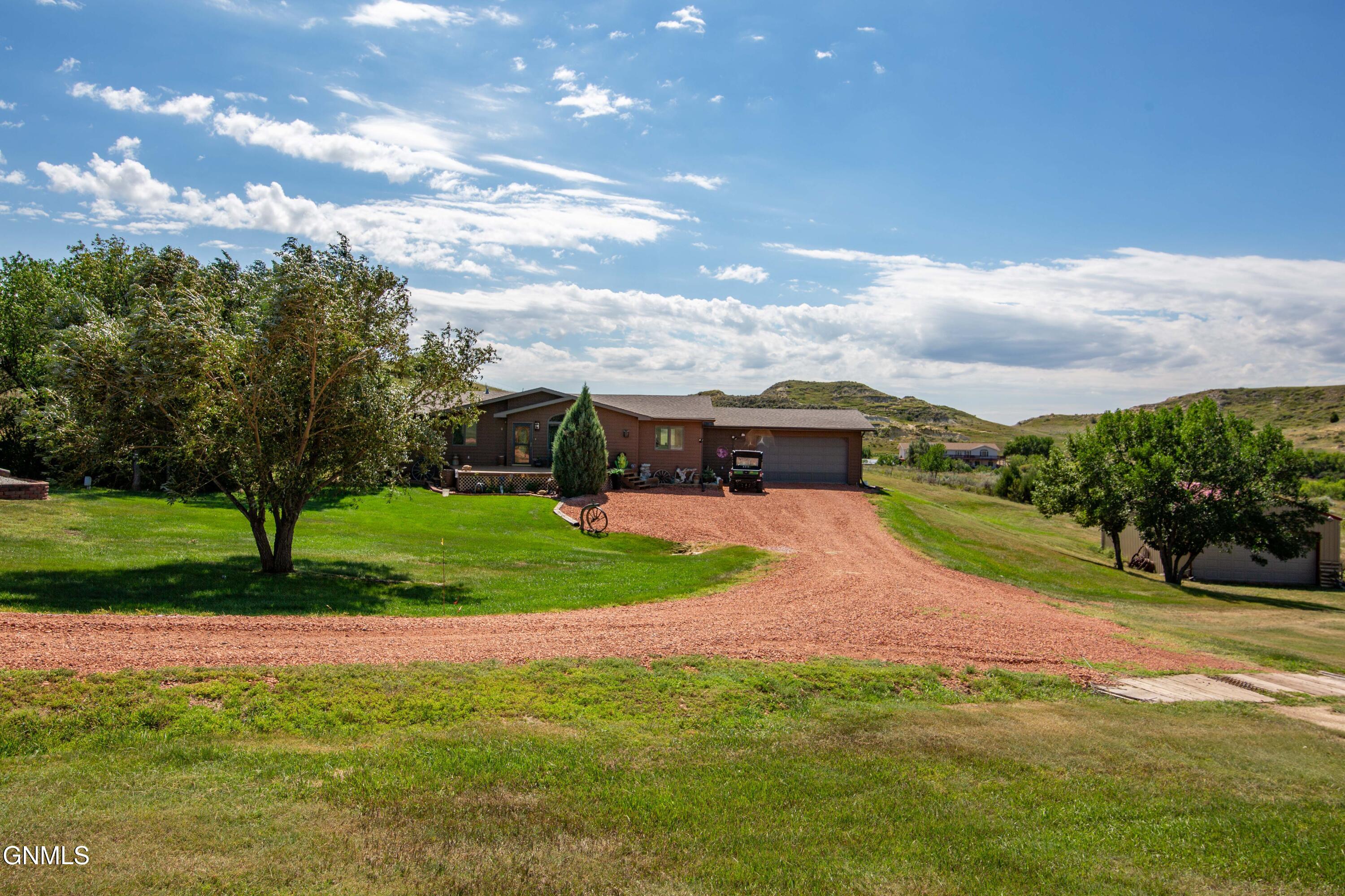 Medora, North Dakota, 58645, United States, 6 Bedrooms Bedrooms, ,1 BathroomBathrooms,Residential,For Sale,1976431