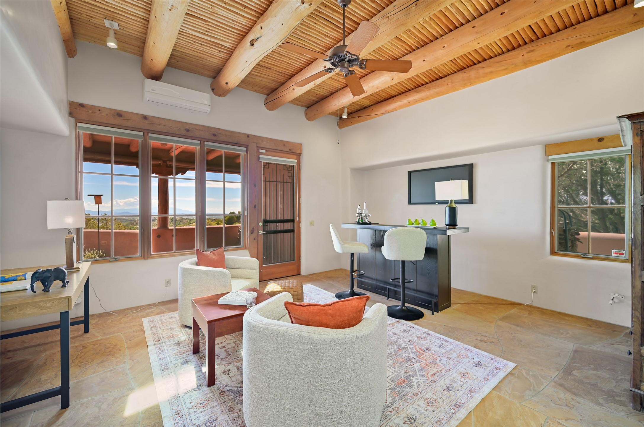  142 Barranca Road - 物件實景