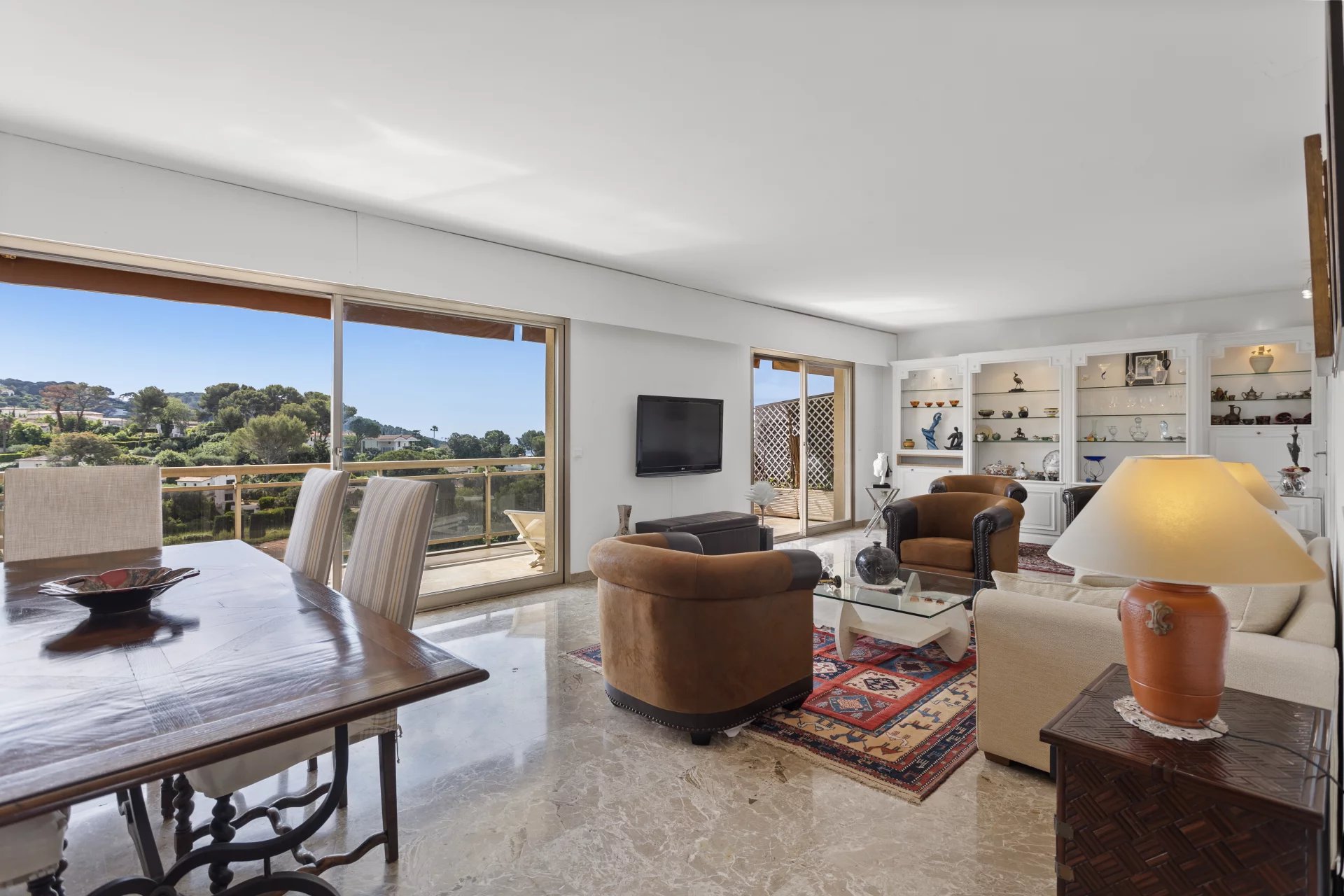 Le Cannet, Provence-Alpes-Côte d’Azur, 06110, FR, 2 Bedrooms Bedrooms, ,1 BathroomBathrooms,Residential,For Sale,1848026