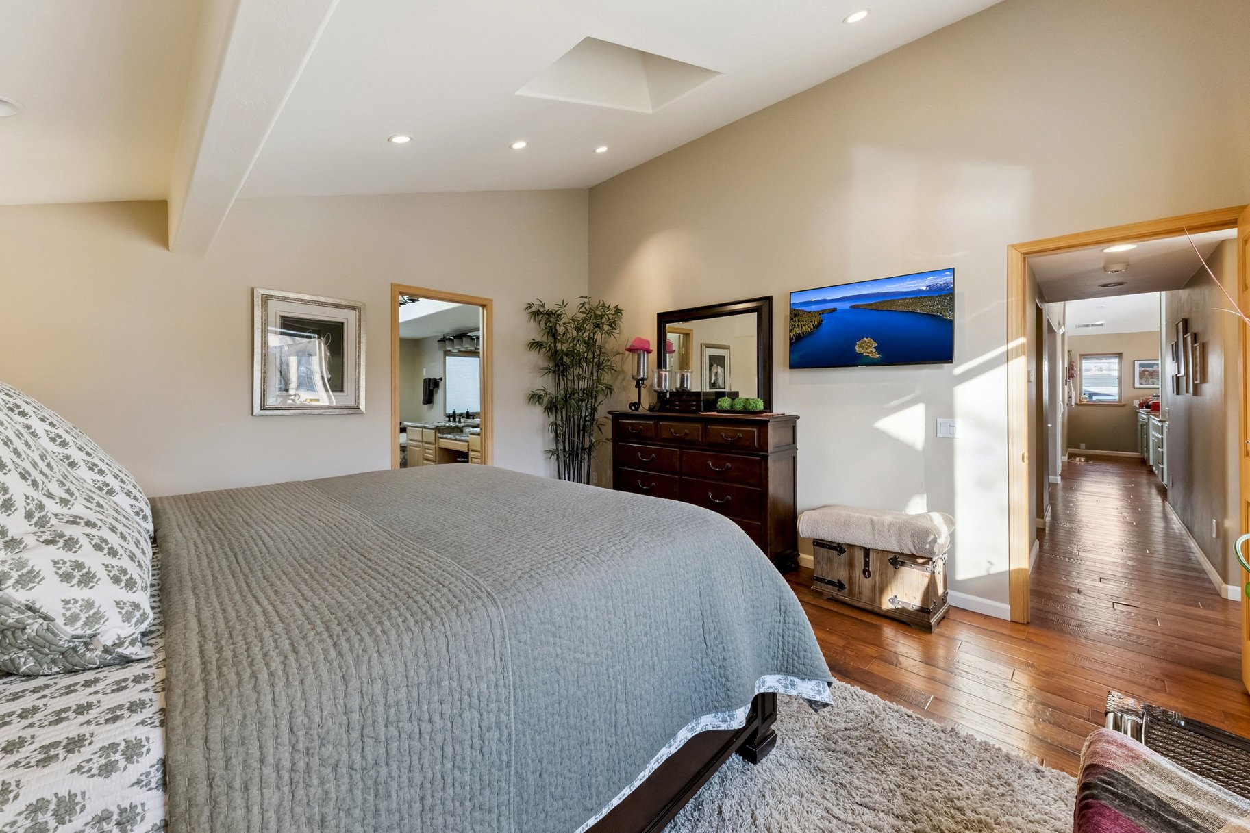  Lake Living in the Tahoe Keys includes Large dock, Party Deck and Views - 物件實景