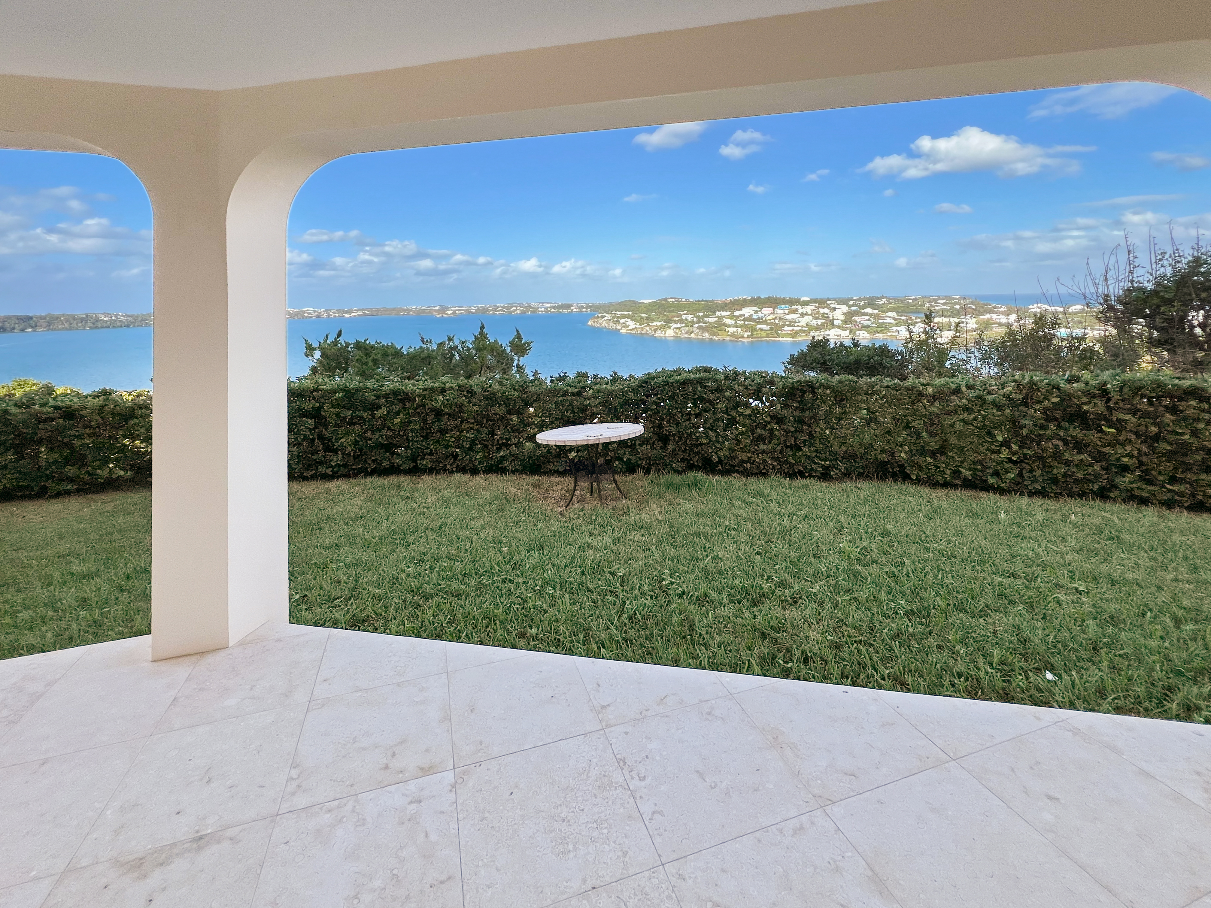 Smith's, BM, 3 Bedrooms Bedrooms, ,4 BathroomsBathrooms,Residential,For Sale,1998432