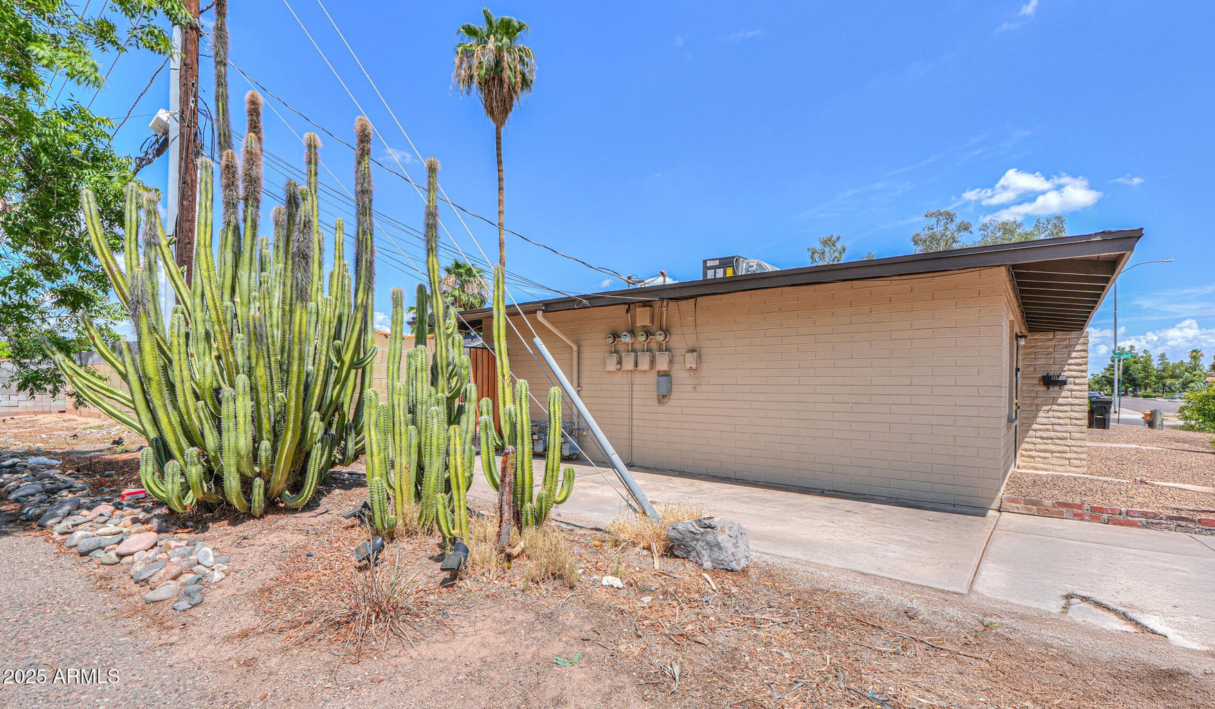 Scottsdale, Arizona, 85251, United States, 8 Bedrooms Bedrooms, ,Residential,For Sale,1978694