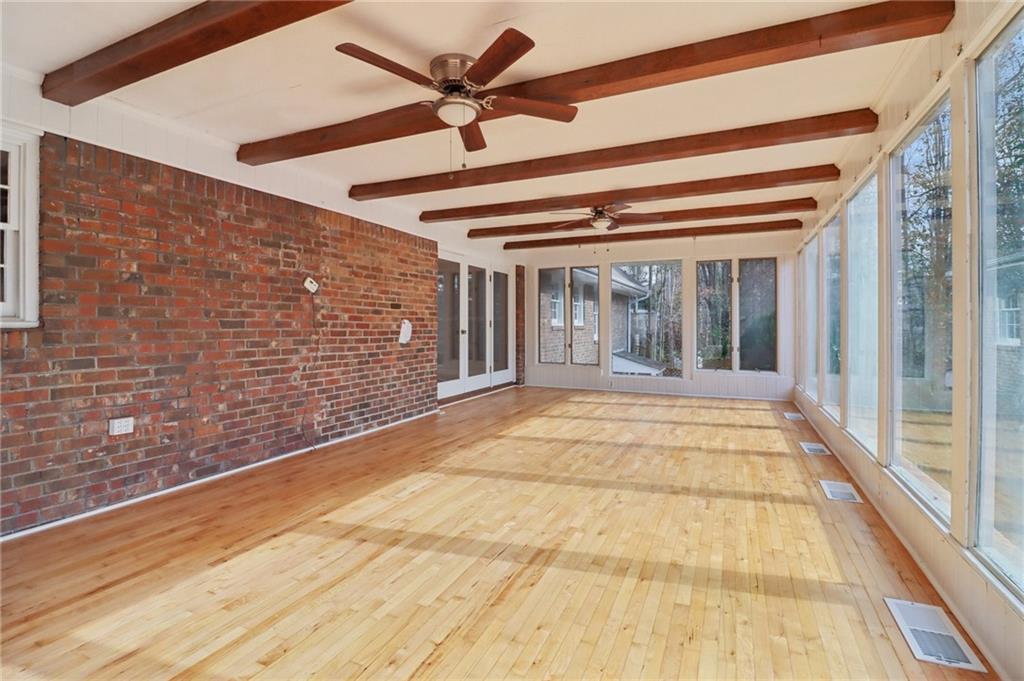 Smyrna, Georgia, 30082, United States, 6 Bedrooms Bedrooms, ,3 BathroomsBathrooms,Residential,For Sale,2002854