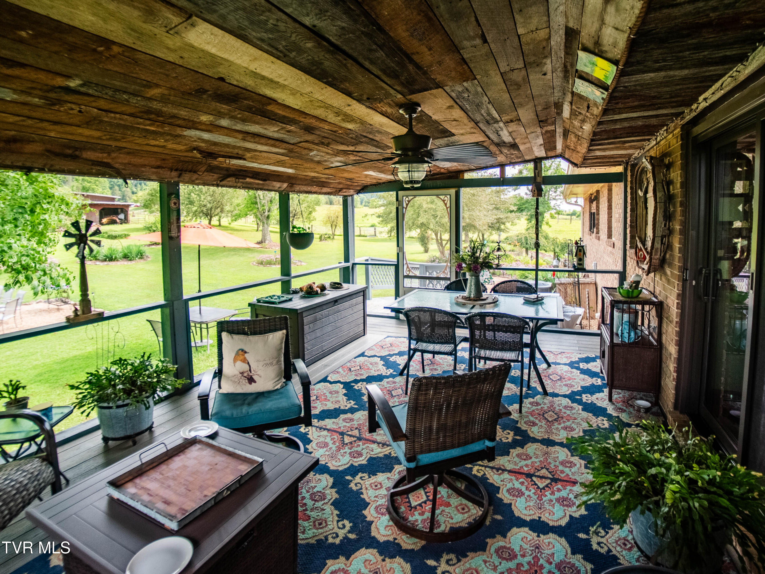 Surgoinsville, Tennessee, 37873, United States, 3 Bedrooms Bedrooms, ,3 BathroomsBathrooms,Residential,For Sale,1937059