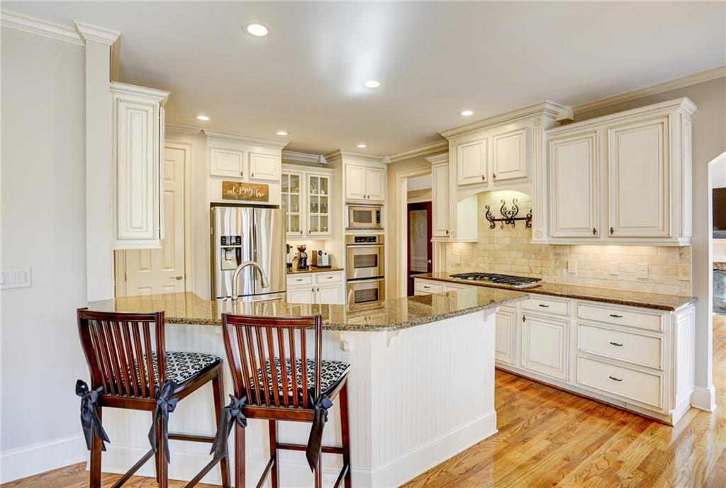 Suwanee, Georgia, 30024, United States, 5 Bedrooms Bedrooms, ,5 BathroomsBathrooms,Residential,For Sale,2025852