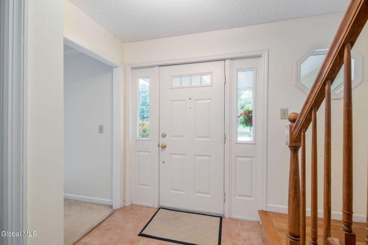 Guilderland, New York, 12303, United States, 4 Bedrooms Bedrooms, ,3 BathroomsBathrooms,Residential,For Sale,1891767