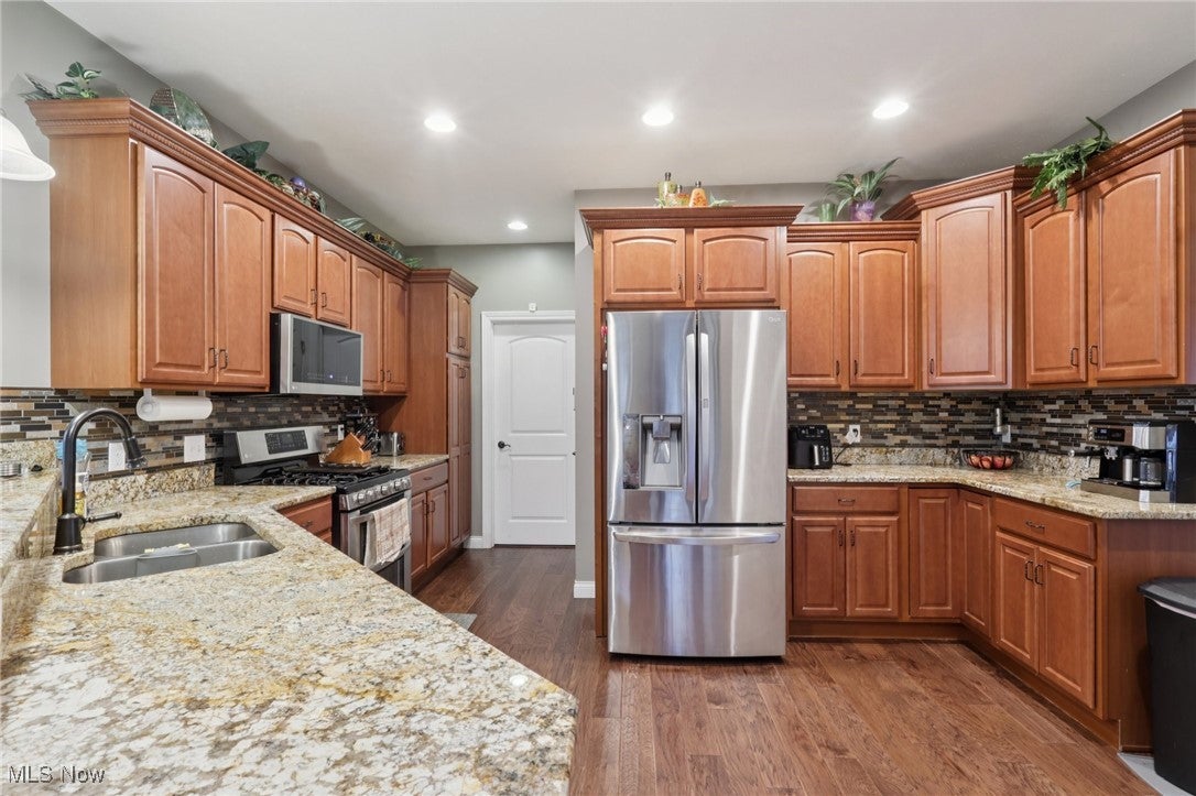 Concord, Ohio, 44077, United States, 4 Bedrooms Bedrooms, ,4 BathroomsBathrooms,Residential,For Sale,2009319