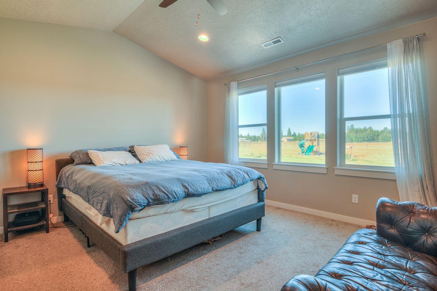La Pine, Oregon, 97739, United States, 4 Bedrooms Bedrooms, ,2 BathroomsBathrooms,Residential,For Sale,1931985