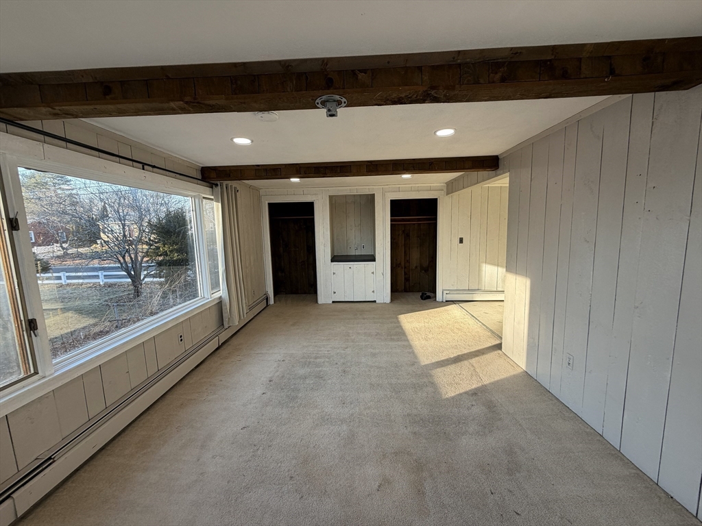 Methuen, Massachusetts, 01844, United States, 3 Bedrooms Bedrooms, ,2 BathroomsBathrooms,Residential,For Sale,2010745