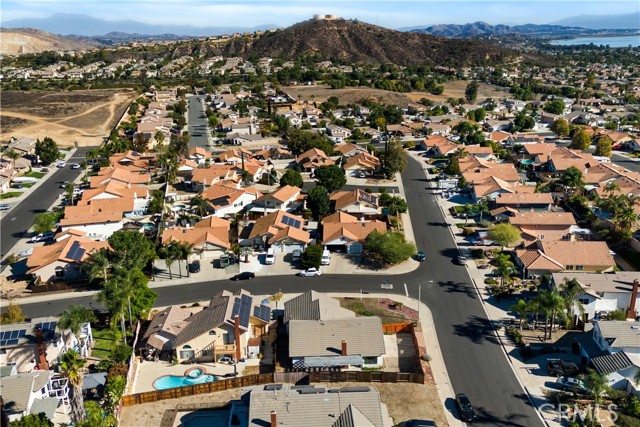 Lake Elsinore, California, 92530, United States, 4 Bedrooms Bedrooms, ,2 BathroomsBathrooms,Residential,For Sale,1977818