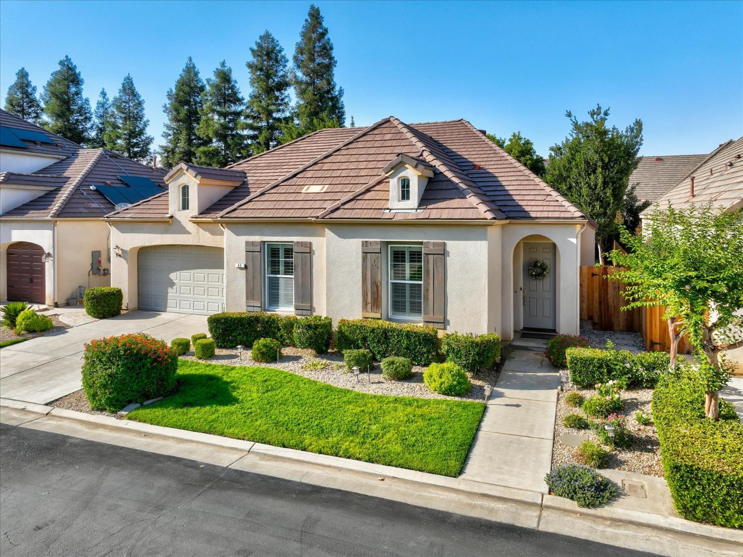 Clovis, California, 93619, United States, 3 Bedrooms Bedrooms, ,2 BathroomsBathrooms,Residential,For Sale,1942854