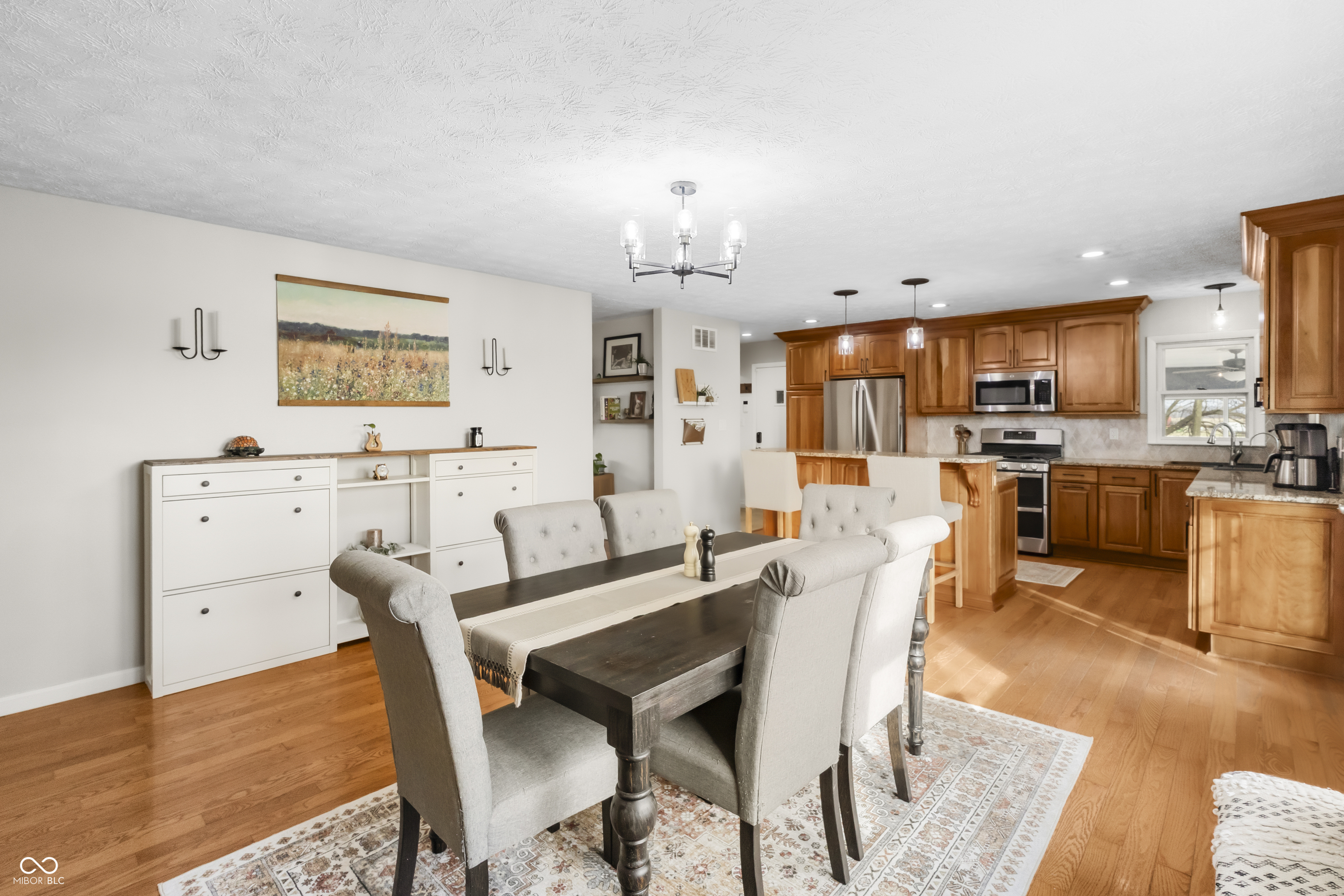 Whiteland, Indiana, 46184, United States, 3 Bedrooms Bedrooms, ,4 BathroomsBathrooms,Residential,For Sale,2007779