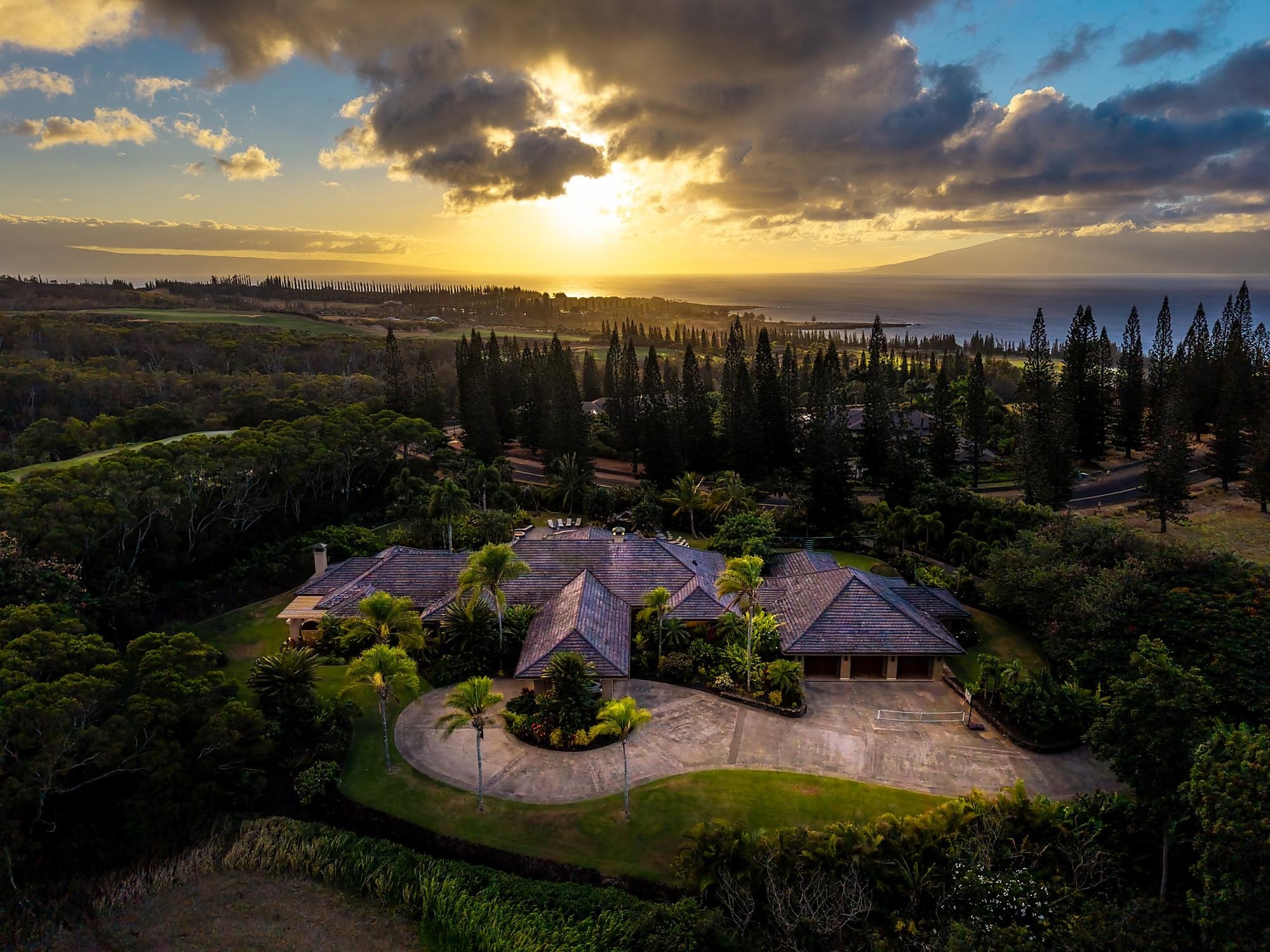 Plantation Club Dr, Lahaina, HI 96761