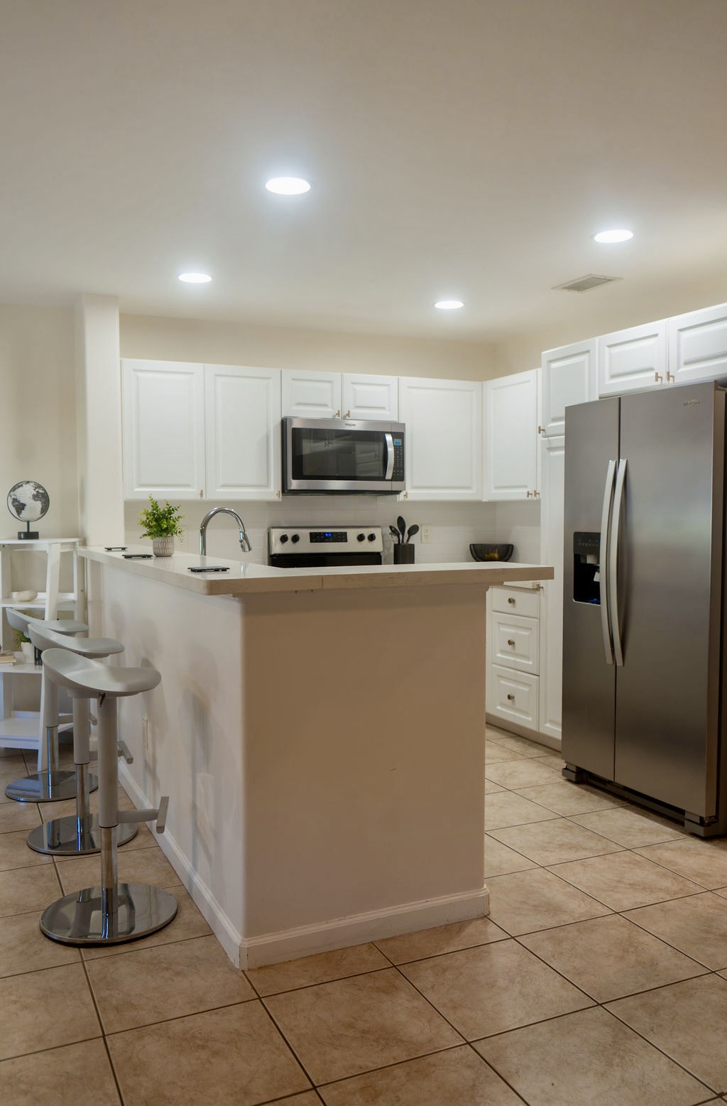 Ewa Beach, Hawaii, 96706, United States, 3 Bedrooms Bedrooms, ,3 BathroomsBathrooms,Residential,For Sale,1977391