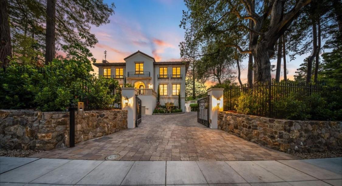 San Mateo, California, 94402, United States, 4 Bedrooms Bedrooms, ,6 BathroomsBathrooms,Residential,For Sale,1836989