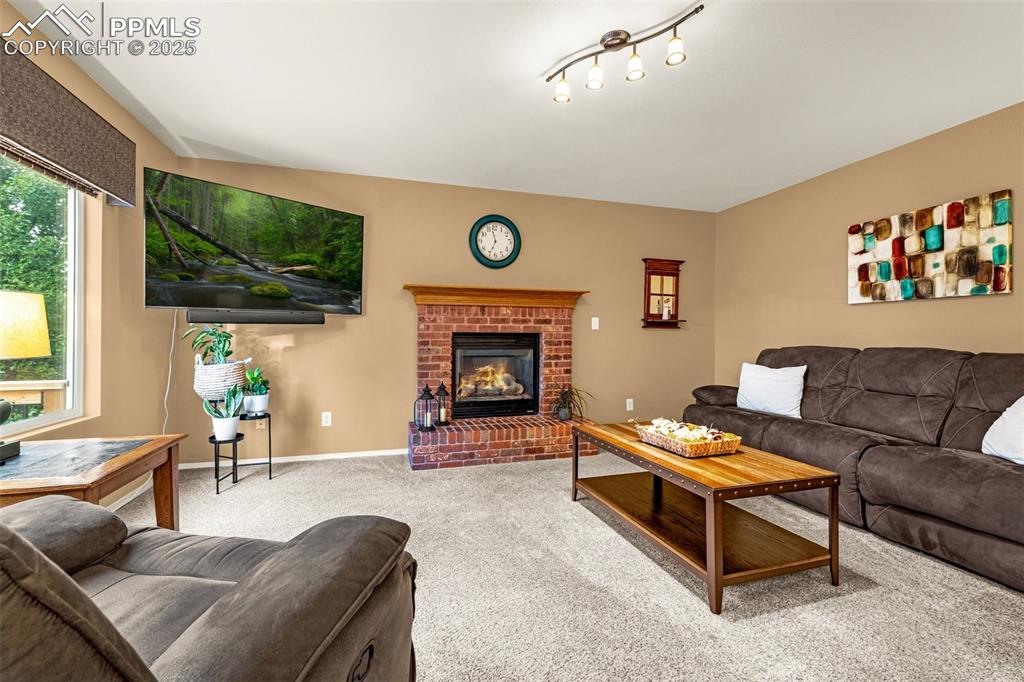 Monument, Colorado, 80132, United States, 5 Bedrooms Bedrooms, ,4 BathroomsBathrooms,Residential,For Sale,1988171