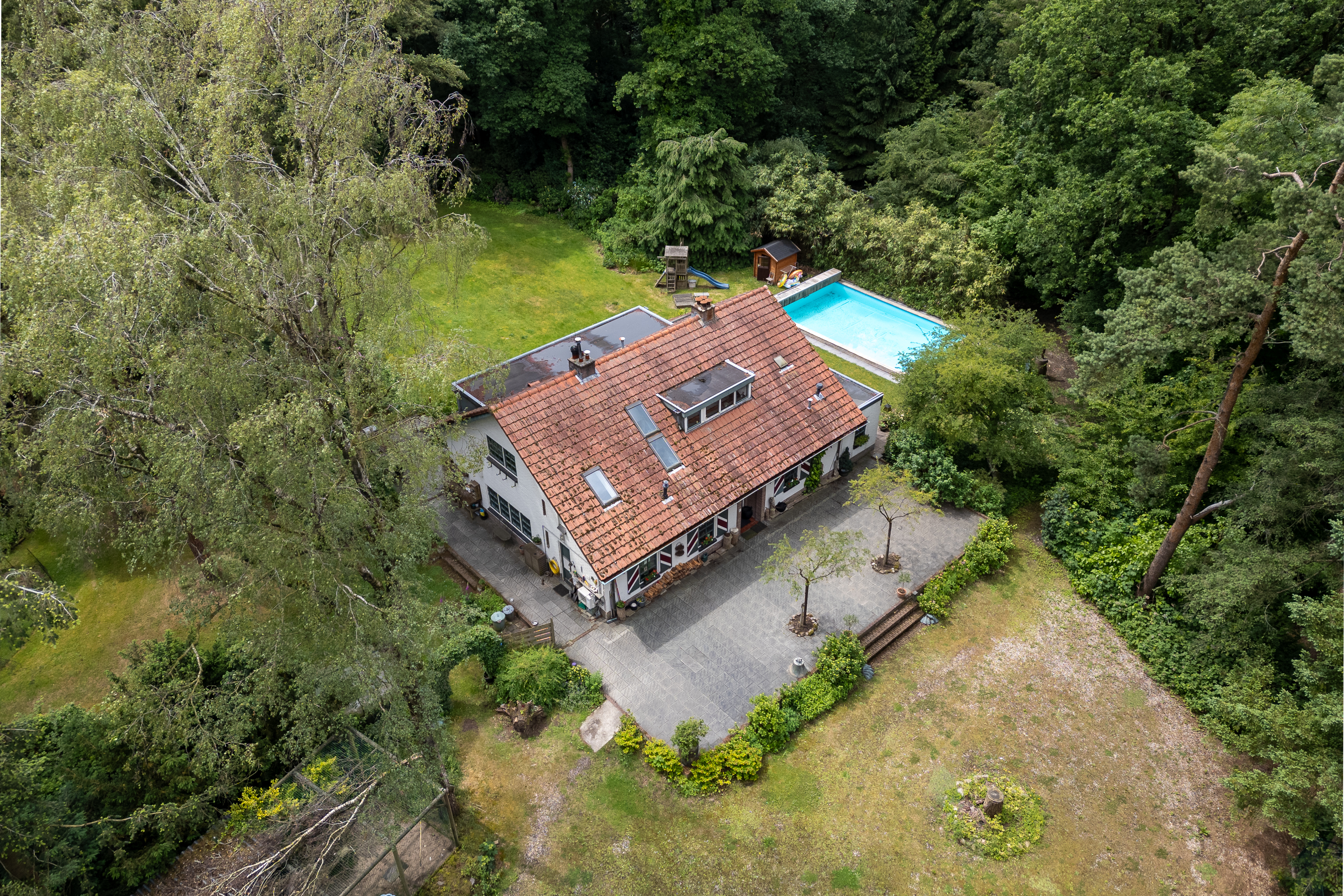  Hidden Woodland Estate with Exceptional Privacy on the Utrechtse Heuvelrug - 物件實景