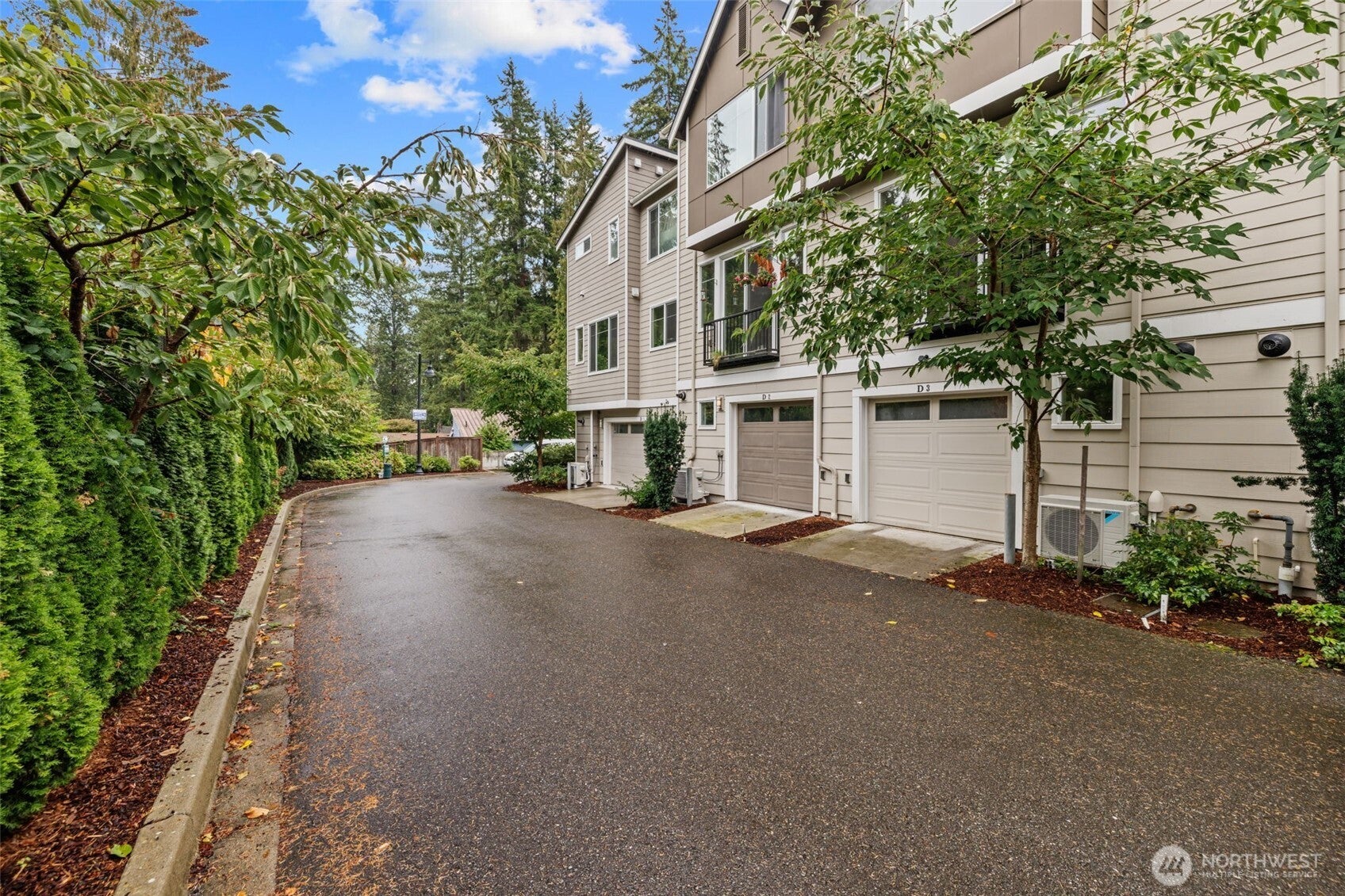 Everett, Washington, 98208, United States, 2 Bedrooms Bedrooms, ,2 BathroomsBathrooms,Residential,For Sale,1978233