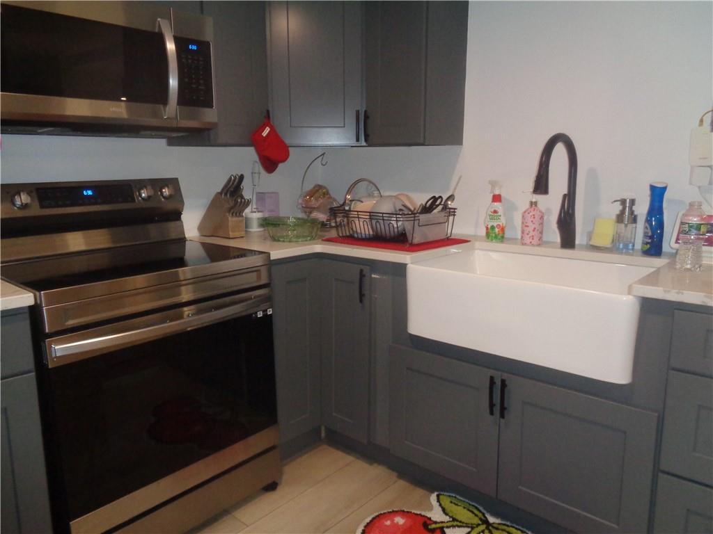 Providence, Rhode Island, 02903, United States, 4 Bedrooms Bedrooms, ,2 BathroomsBathrooms,Residential,For Sale,1944732