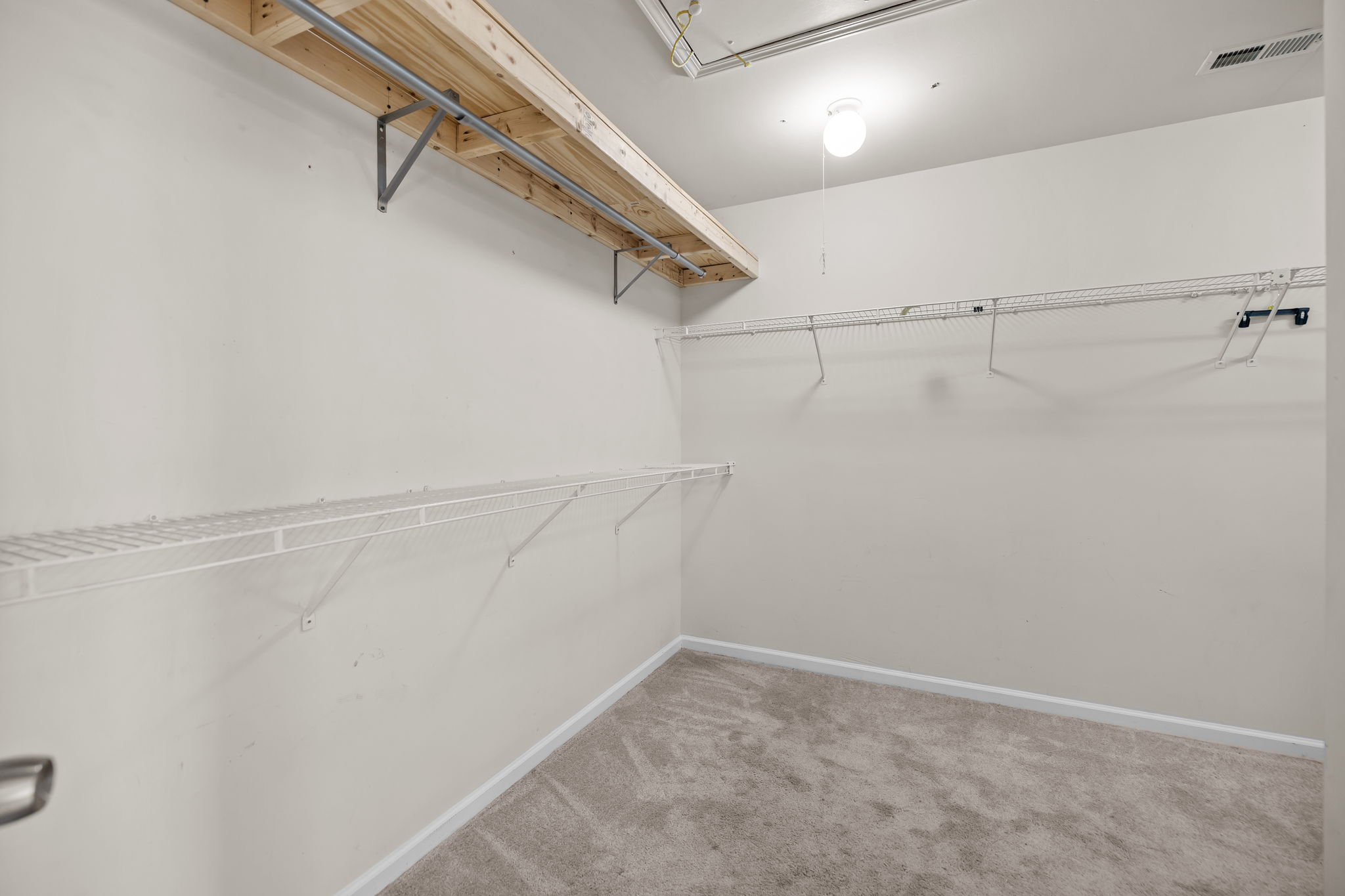 Matthews, North Carolina, 28105, United States, 6 Bedrooms Bedrooms, ,3 BathroomsBathrooms,Residential,For Sale,2005712