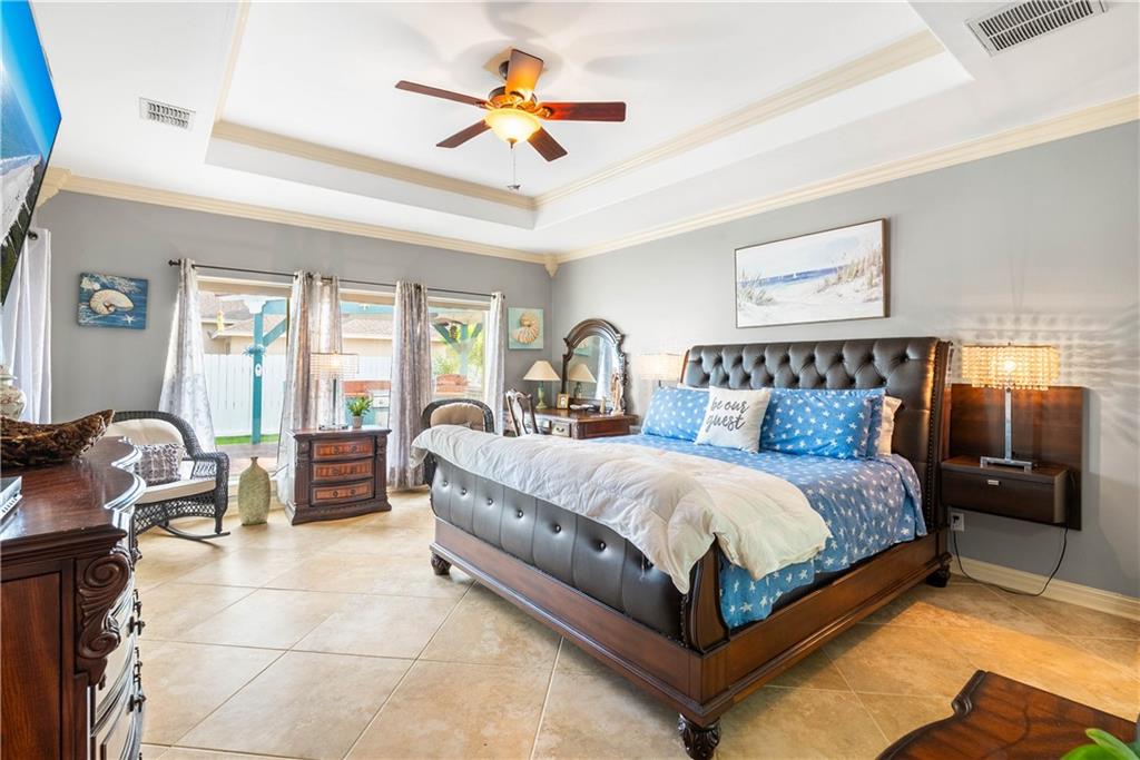 Corpus Christi, Texas, 78418, United States, 4 Bedrooms Bedrooms, ,4 BathroomsBathrooms,Residential,For Sale,1918827