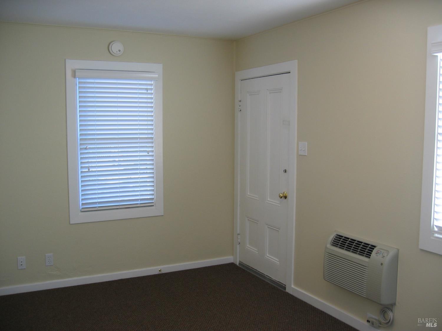 Petaluma, California, 94952, United States, 2 Bedrooms Bedrooms, ,1 BathroomBathrooms,Residential,For Sale,1921349